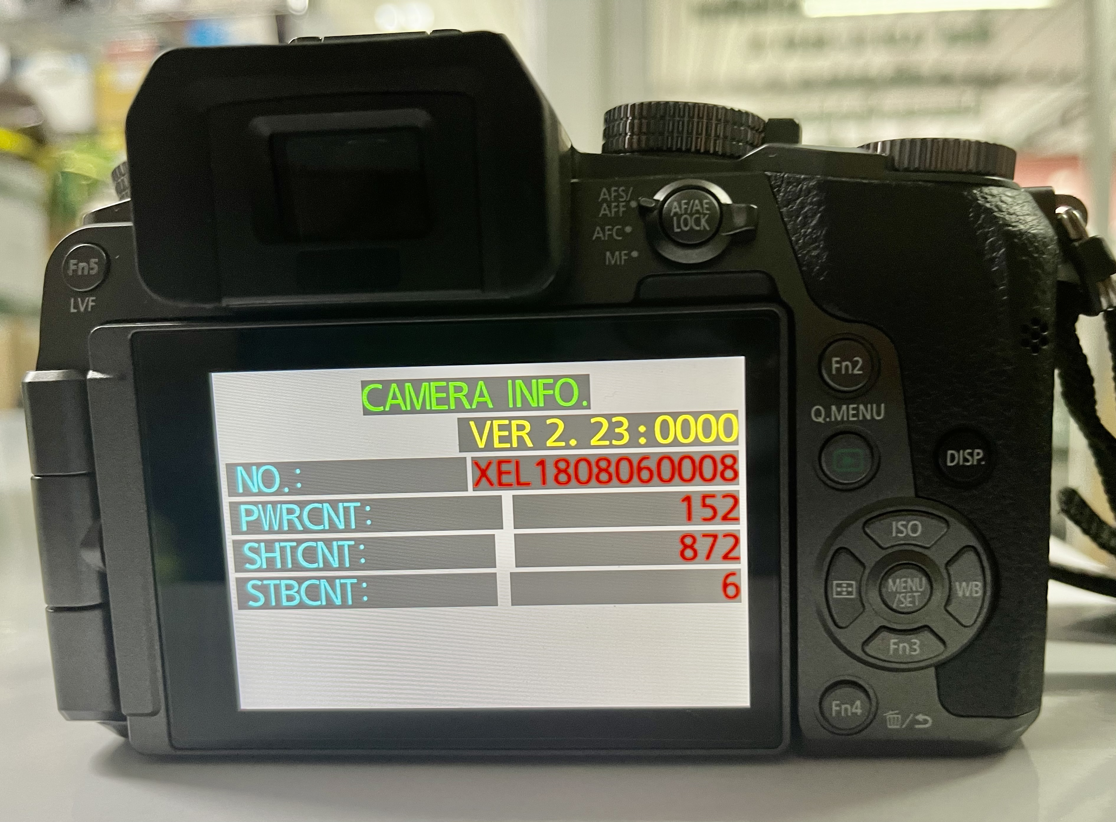 Panasonic DMC-G7 พร้อมเลนส์ 14-42 f3.5-5.6 G Vario Mega OIS สภาพดีมาก Shutter 872 อปกศ