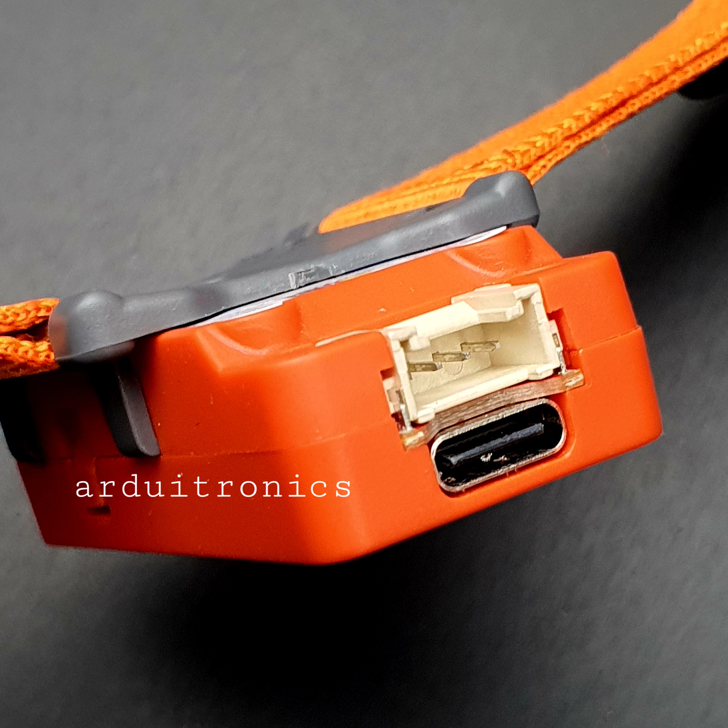 M5Stack M5StickC IoT (Watch) Development Kit + พร้อมสายนาฬิกาและฐานรอง (M5-WATCH STICKC PLUS)