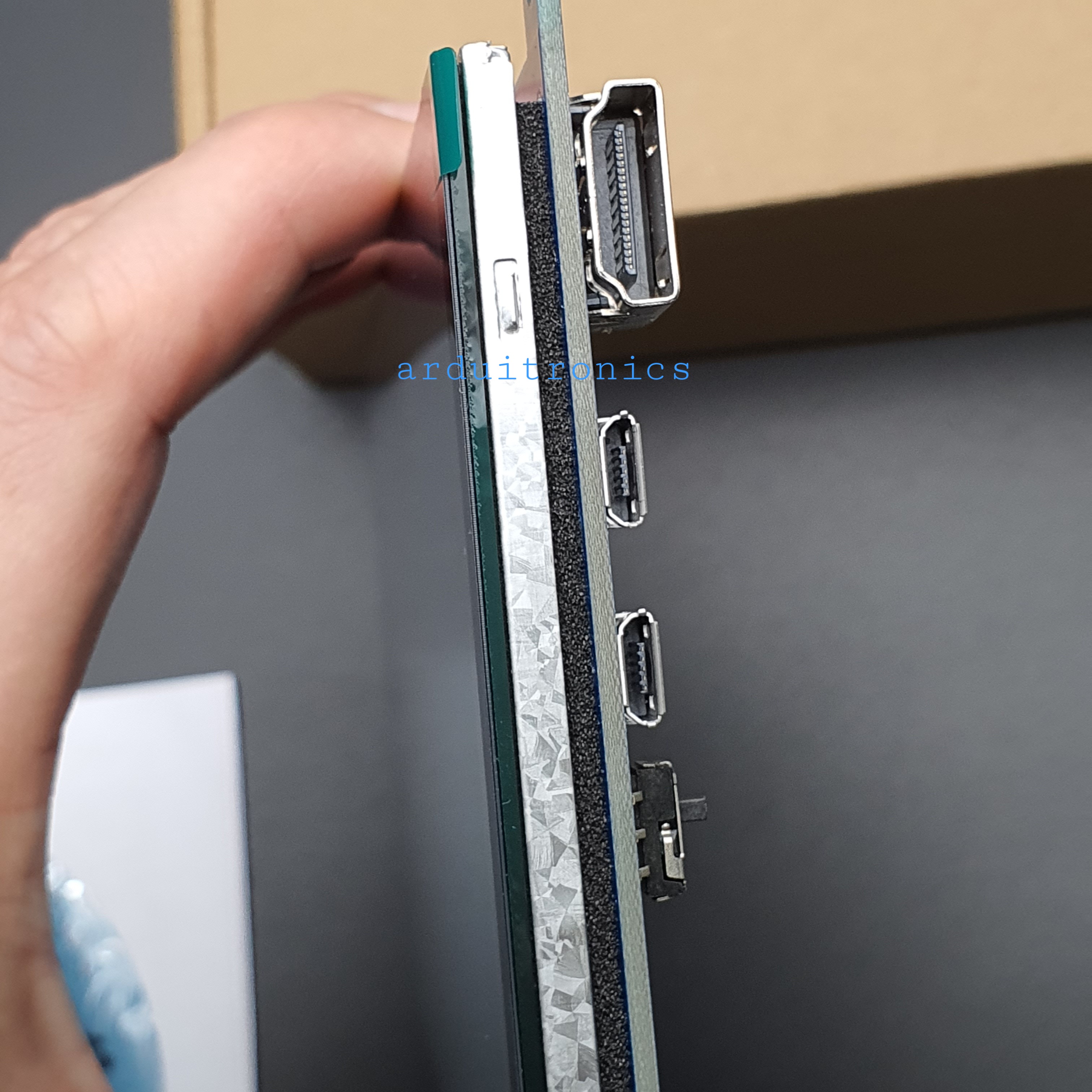 จอ LCD 7 นิ้ว HDMI Touch Screen Display สำหรับ Raspberry Pi 2/3/4 ความละเอียด1024X600 มาพร้อมCD