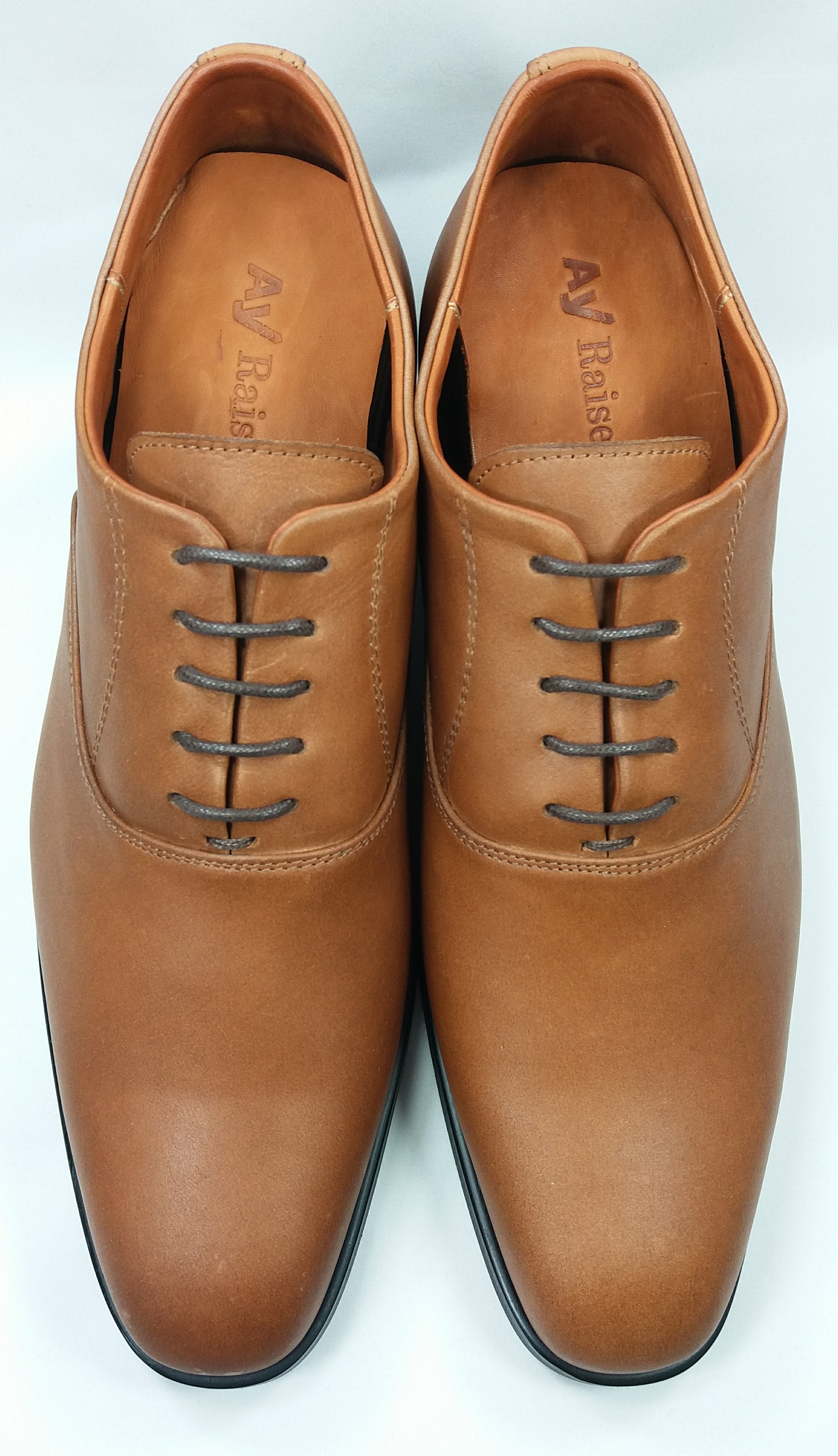 Classica (Gloss Tan EXT.) 8.5