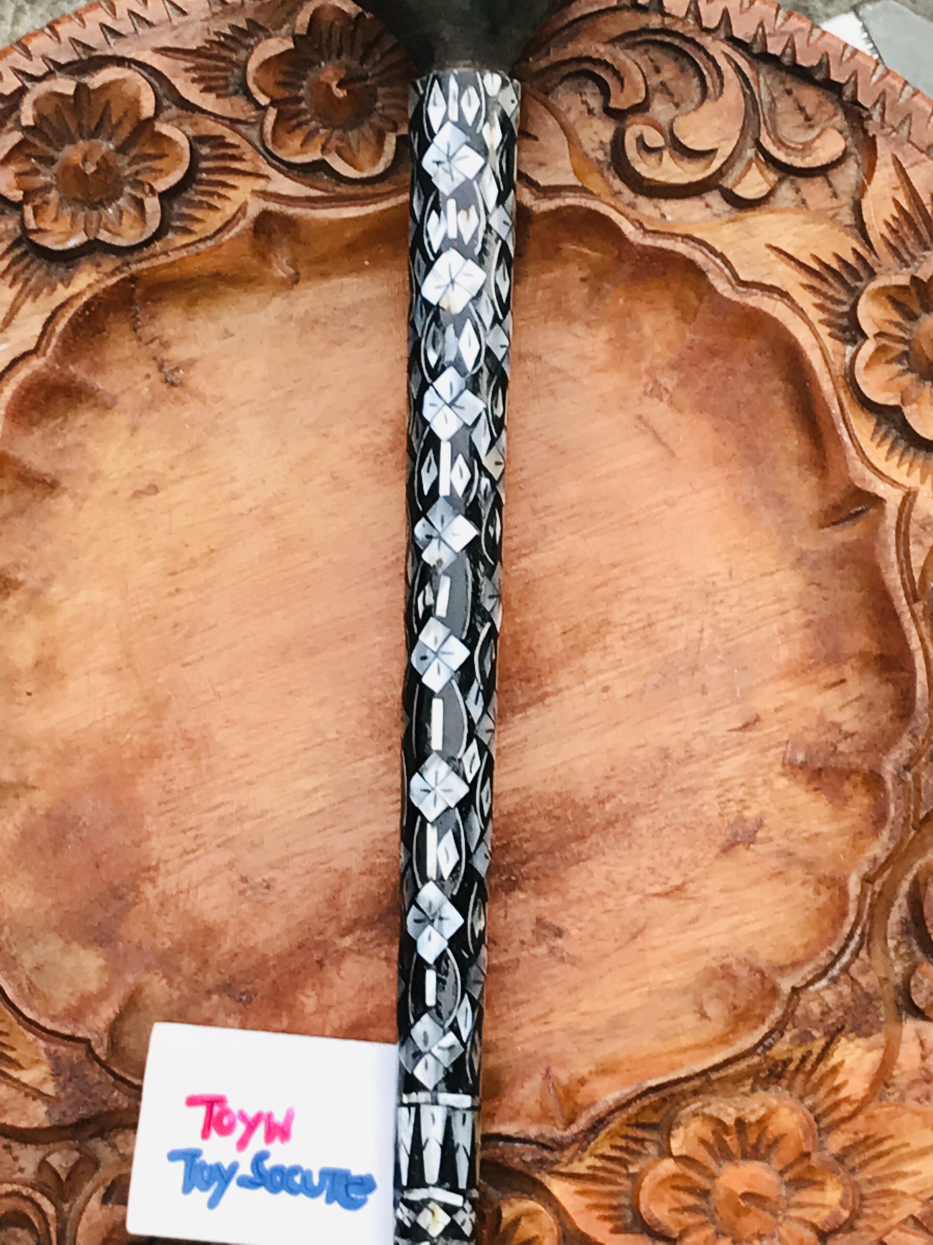 เริ่มต้น 899 บาท Antique Brass ตรีศูลพญานาคราช/ไม้คฑา ไม้ครู หลวงปู่ทวดอุ้มลูกแก้วพระนิรันตรายนั่งบนบัลลังก์พญางูจงอาง /ขวานพญานาคราช เนื้อทองเหลืองเก่า