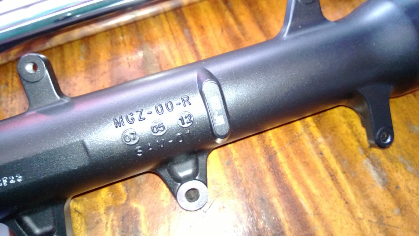 แกนโช้คพร้อมกระบอกโช้คหน้า ทั้งชุด CBR 500 R แท้