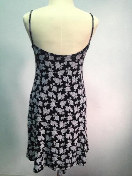 เดรสลายดอกไม้ เกาหลี สวย