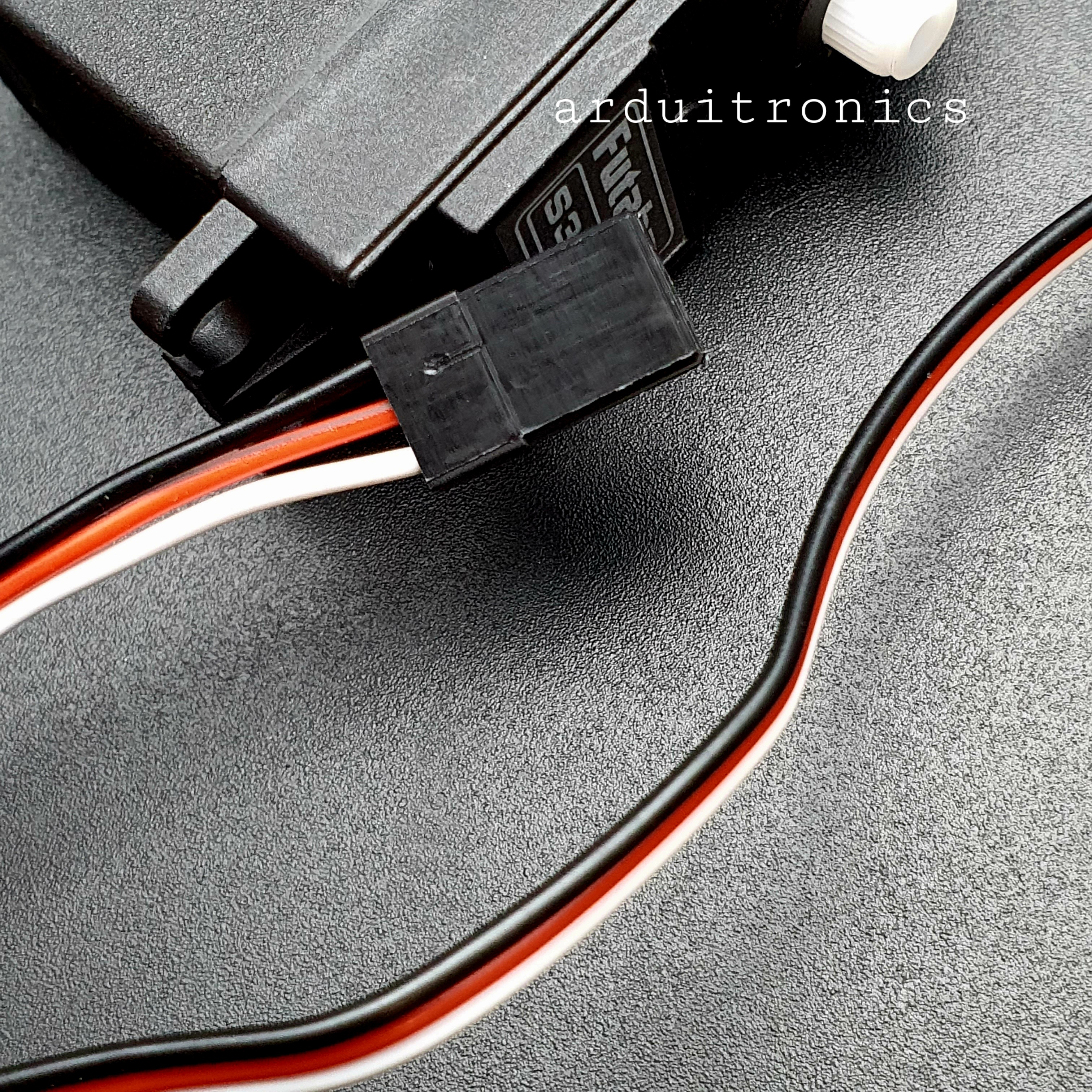 Futaba S3003 Servo Motor (180 Degree)