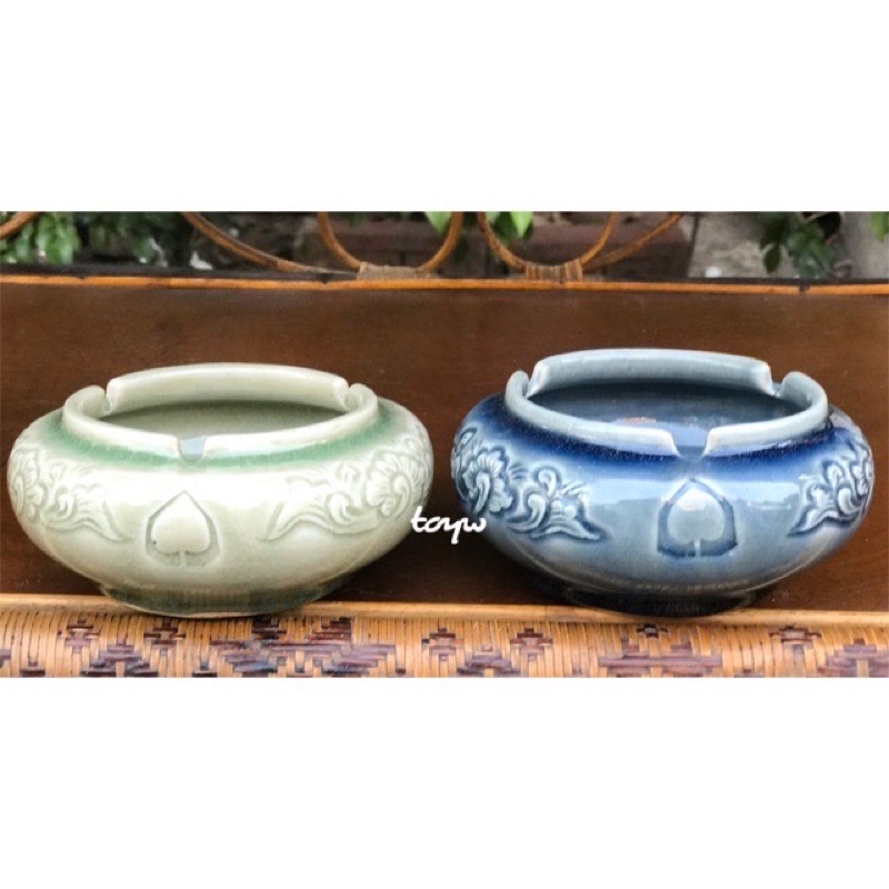 ที่เขี่ยบุหรี เซรามิคใส่ของรักษ์ โลโก้ธนาคารไทยพาณิชย์ ไทยศิลาดล Celadon ขนาดกว้าง 5 นิ้ว สูง 2.5 นิ้ว
