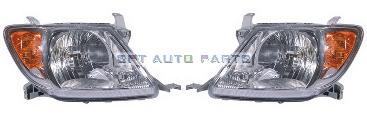 โคมไฟหน้า รุ่นหลอด H4 โตโยต้า TOYOTA / Hilux Vigo 2004 - 2010 (ราคาต่อ 1 คู่) ไม่รวมหลอด