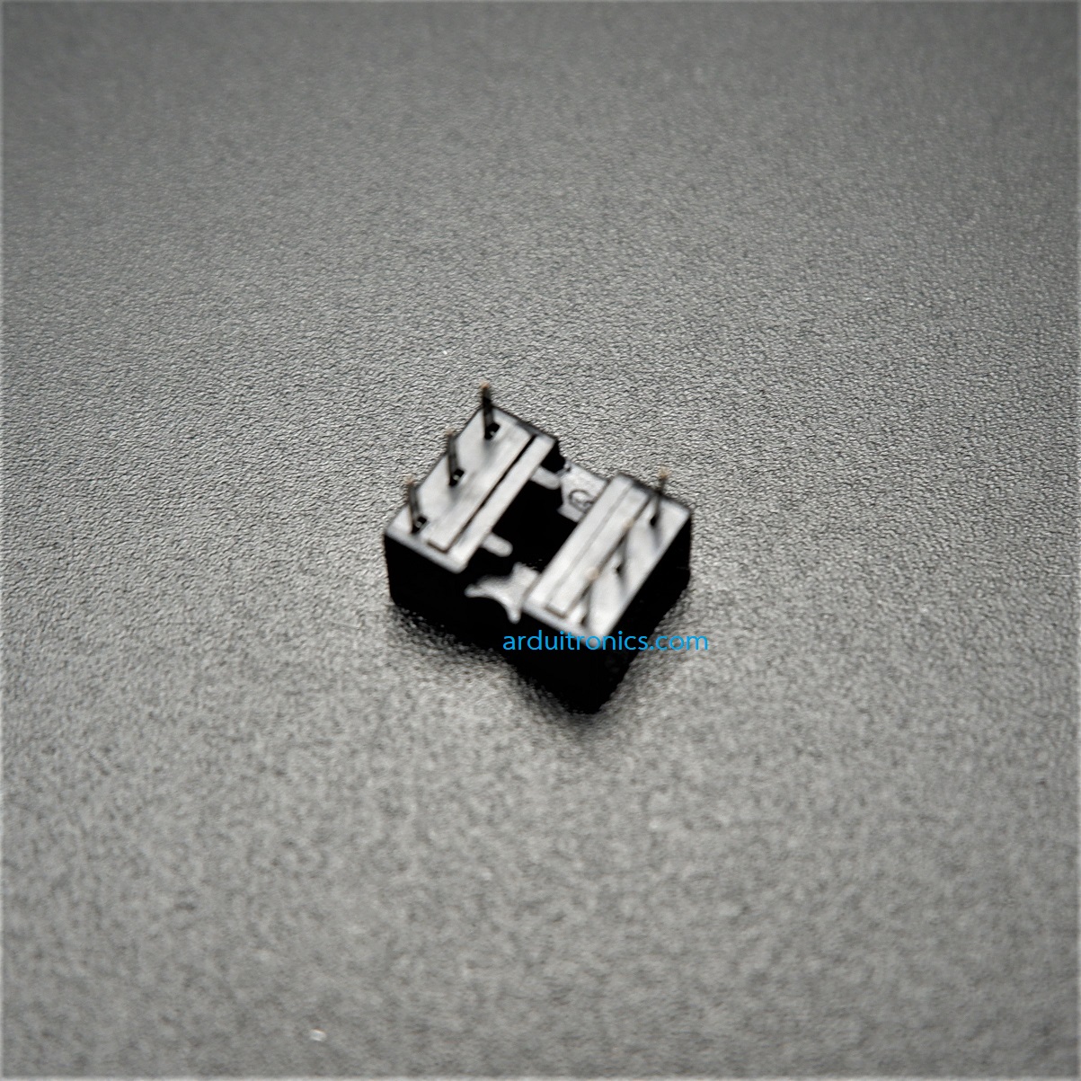 ซ็อกเก็ต Socket 6 Pin DIP-6 IC Socket Adapter