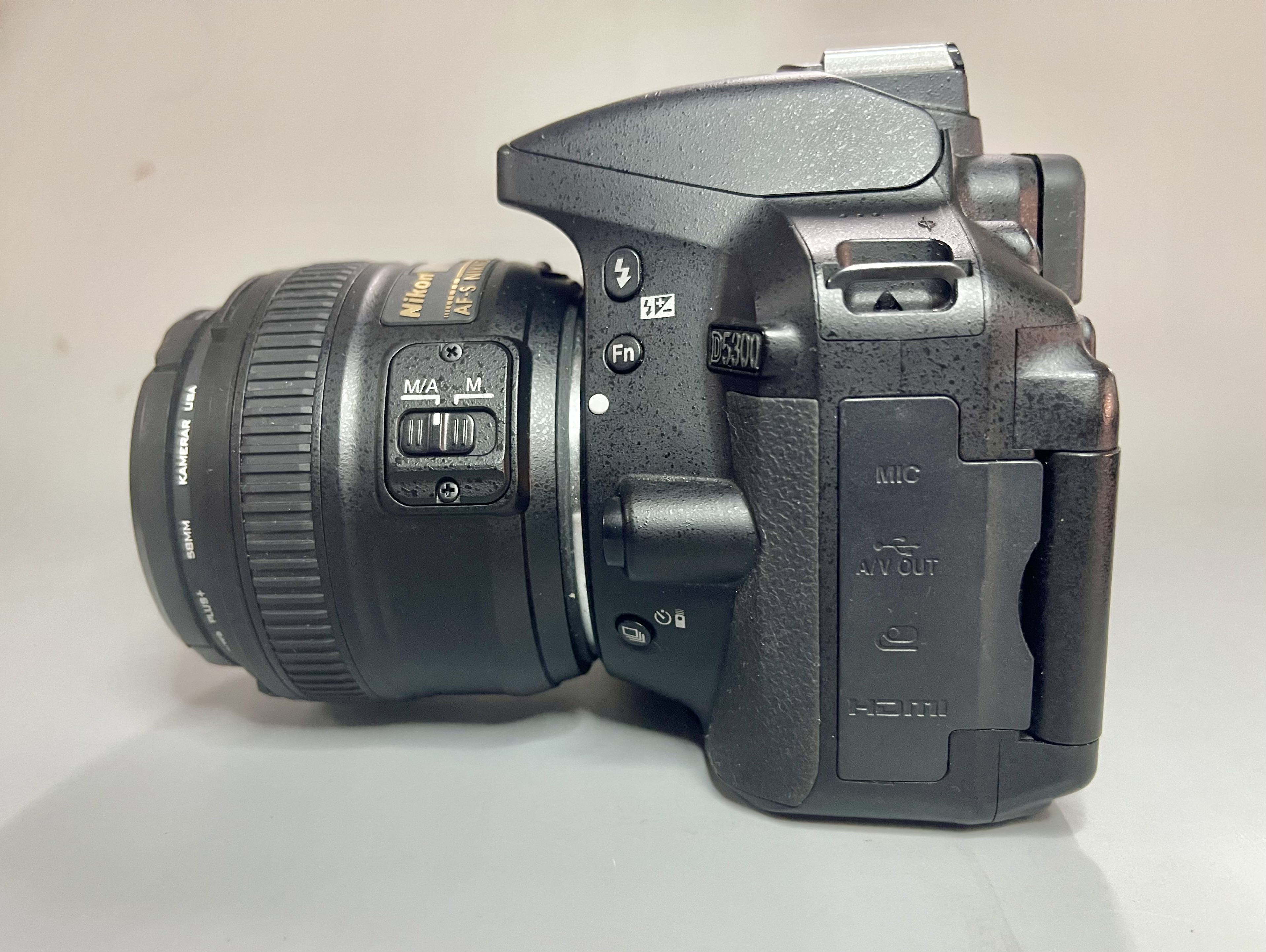 Nikon D5300 เลนส์ Nikon AF S 50mm f1.8 ชัตเตอร์ 6339 สภาพเหมือนใหม่