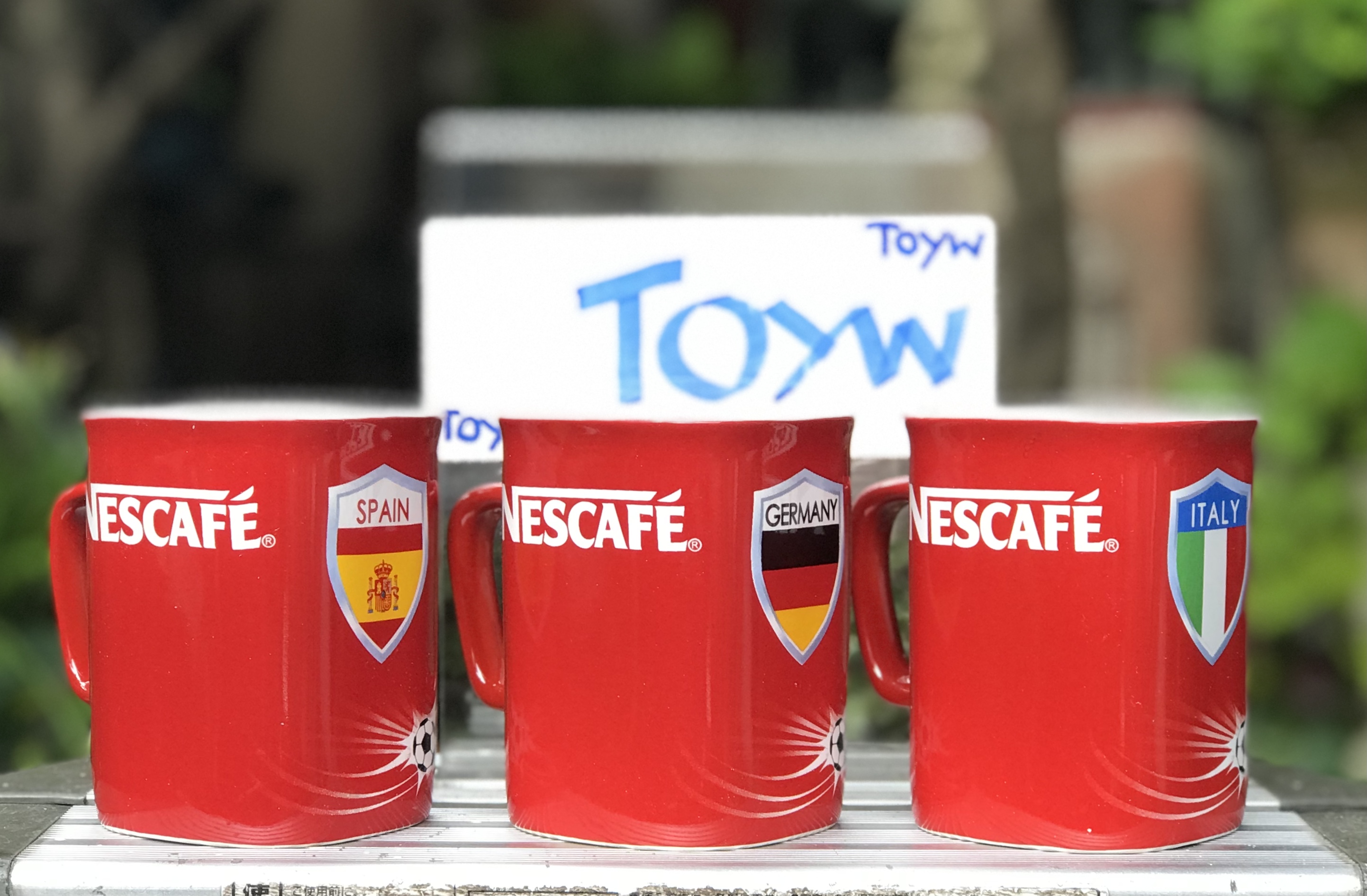 ใบละ 79 บาท แก้ว Nescafe แก้วมัค แก้วกาแฟมีหูจับ ใส่ร้อนใส่เย็น ทีมฟุตบอลสเปน Spain เยอรมัน Germany อิตาลี Italy ฟุตบอลโลกจาก Nescafe เนสกาแฟ