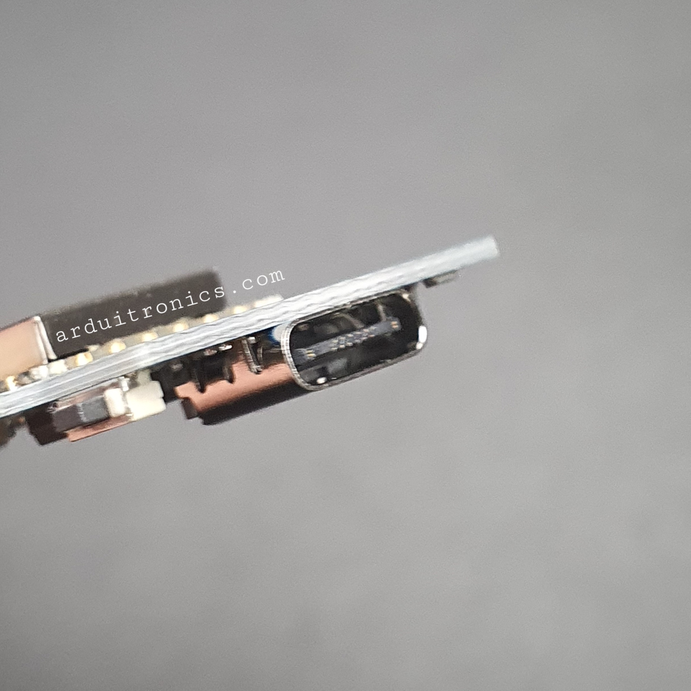 WeMos D1 Mini based on ESP-8266 + Free Pin Headers ( Type-C USB )