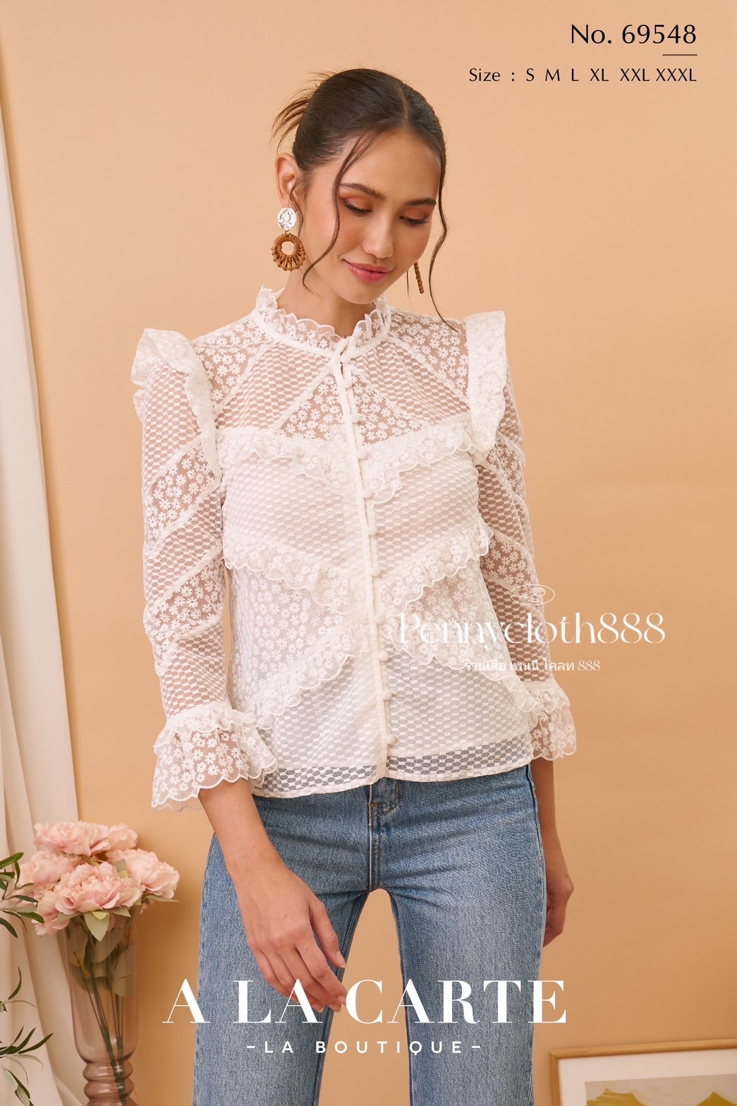 69548 เสื้อ Alacarte ลูกไม้งานปักงานกราฟิกสลับลาย กระดุมหน้า แขนกระบอก มีซับใน