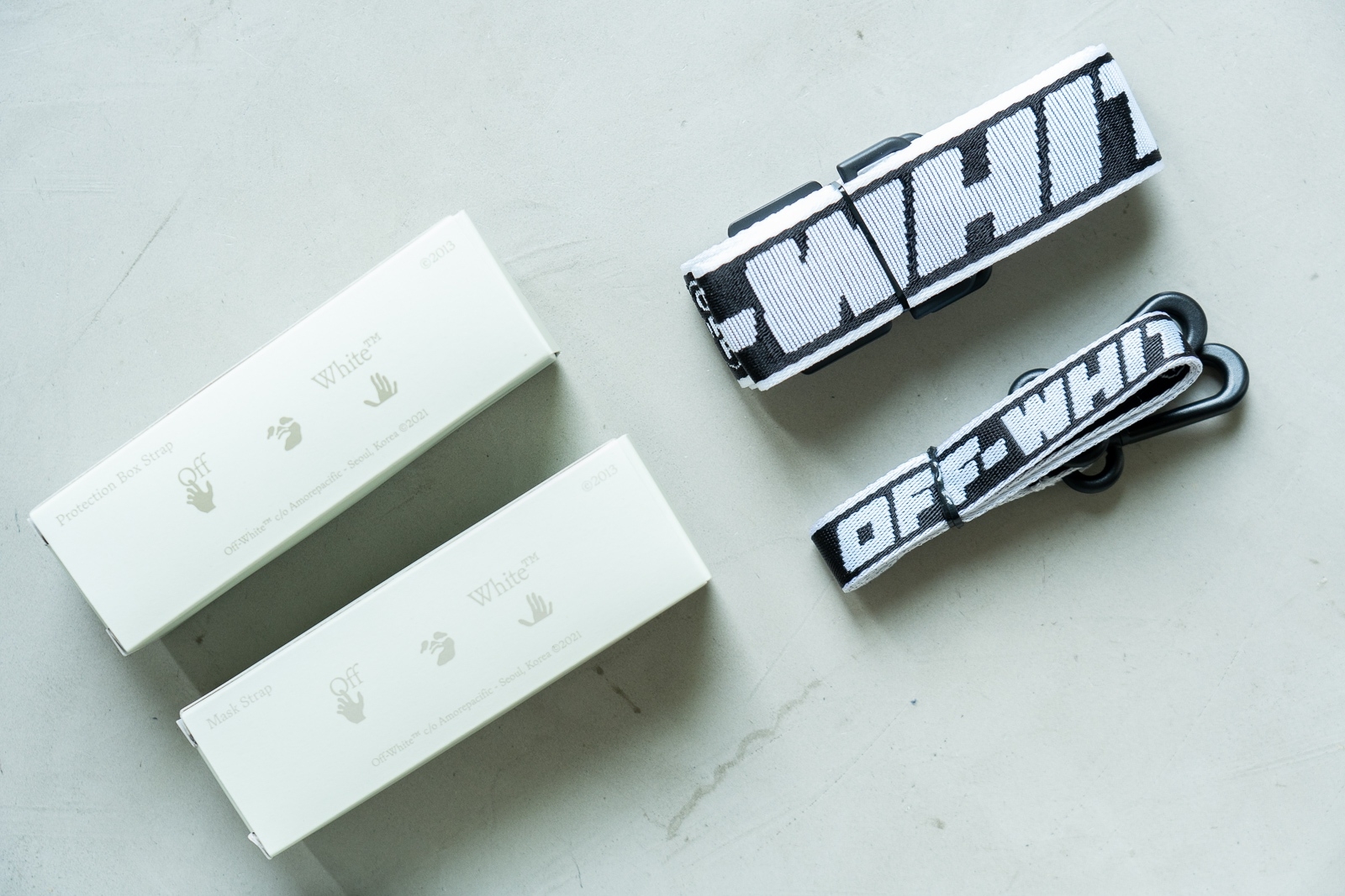 *Off-White x AMOREPACIFIC “PROTECTION BOX”