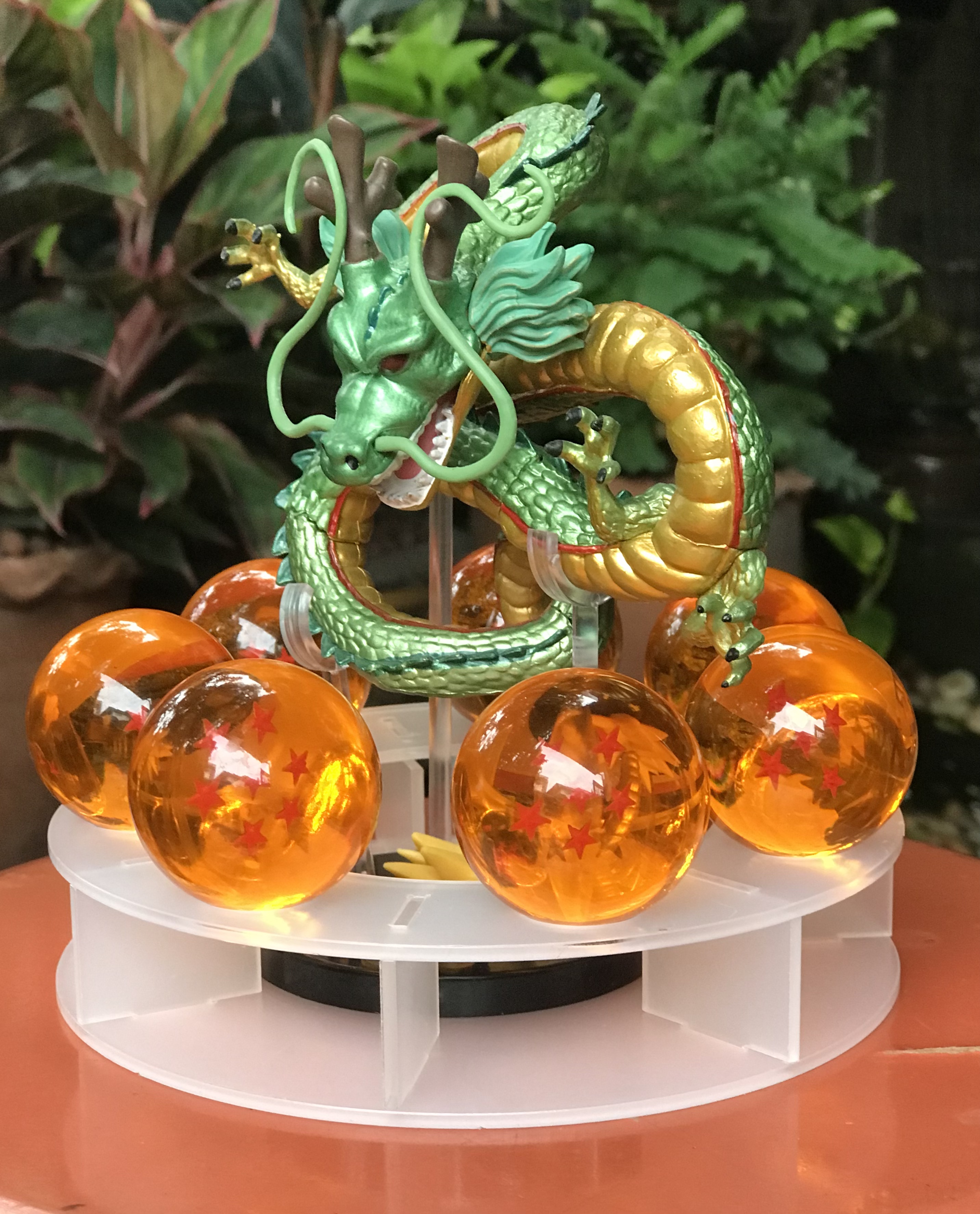 โมเดลเทพเจ้ามังกรสีเขียว Dragonball พร้อมลูกแก้วดราก้อนบอล 7 ลูก Crystal Ball ขนาด 4.3 cm. และแท่นวาง