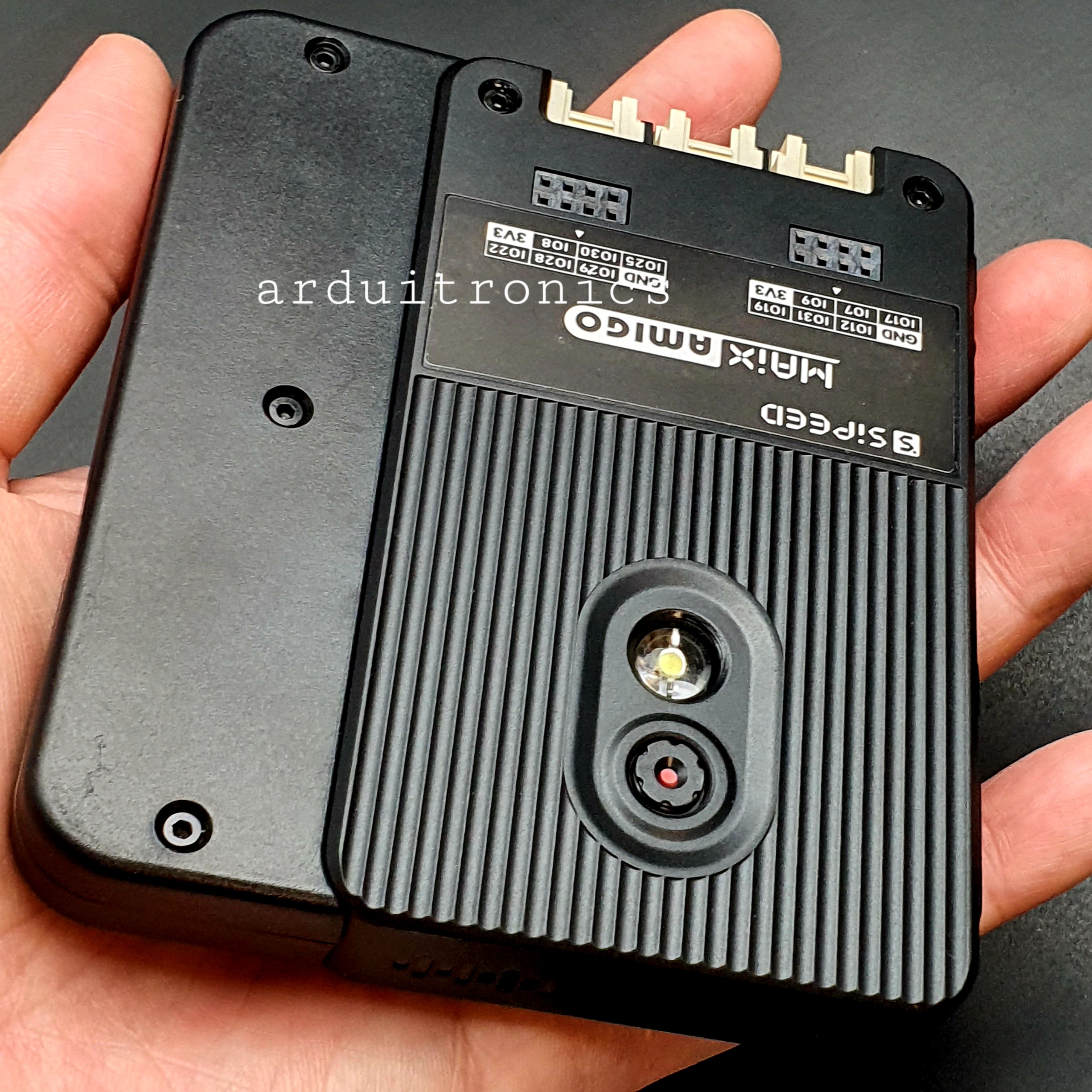 Sipeed Maix Amigo - All-in-One AIoT Development Platform Based on RV64GC (RISC-V) with Joystick