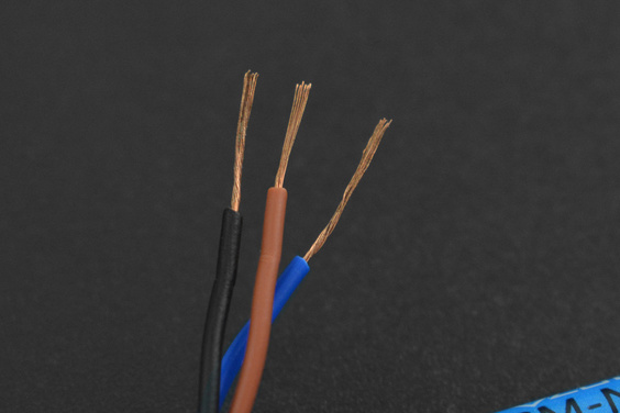 NPN to PNP Signal Converter / Adapter Module (จาก DFRobot)