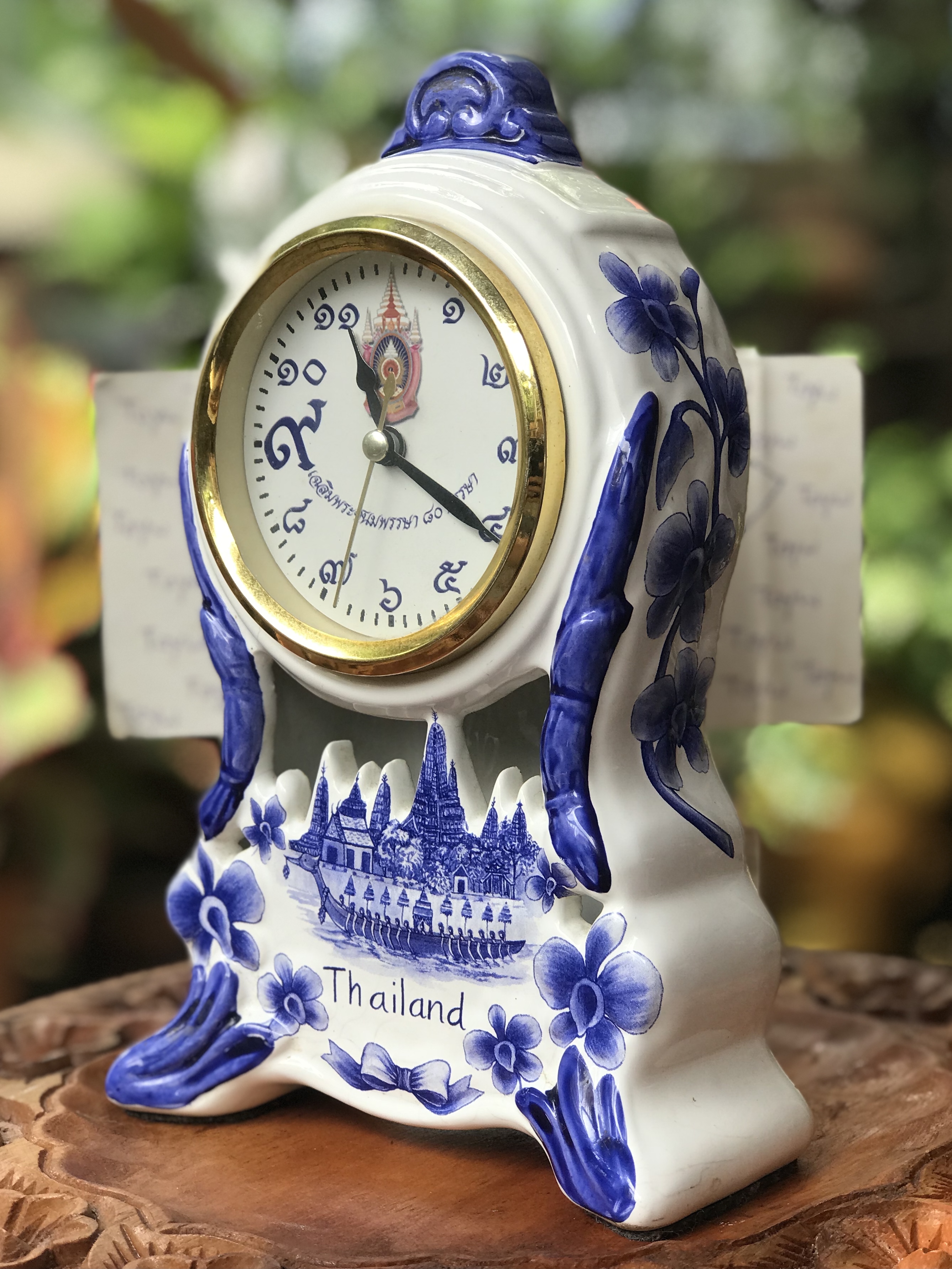 ชิ้นละ 1,390 บาท ของเก่า นาฬิกาตั้งโต๊ะเซรามิค เฉลิมพระเกียรติในหลวงรัชกาลที่ 9