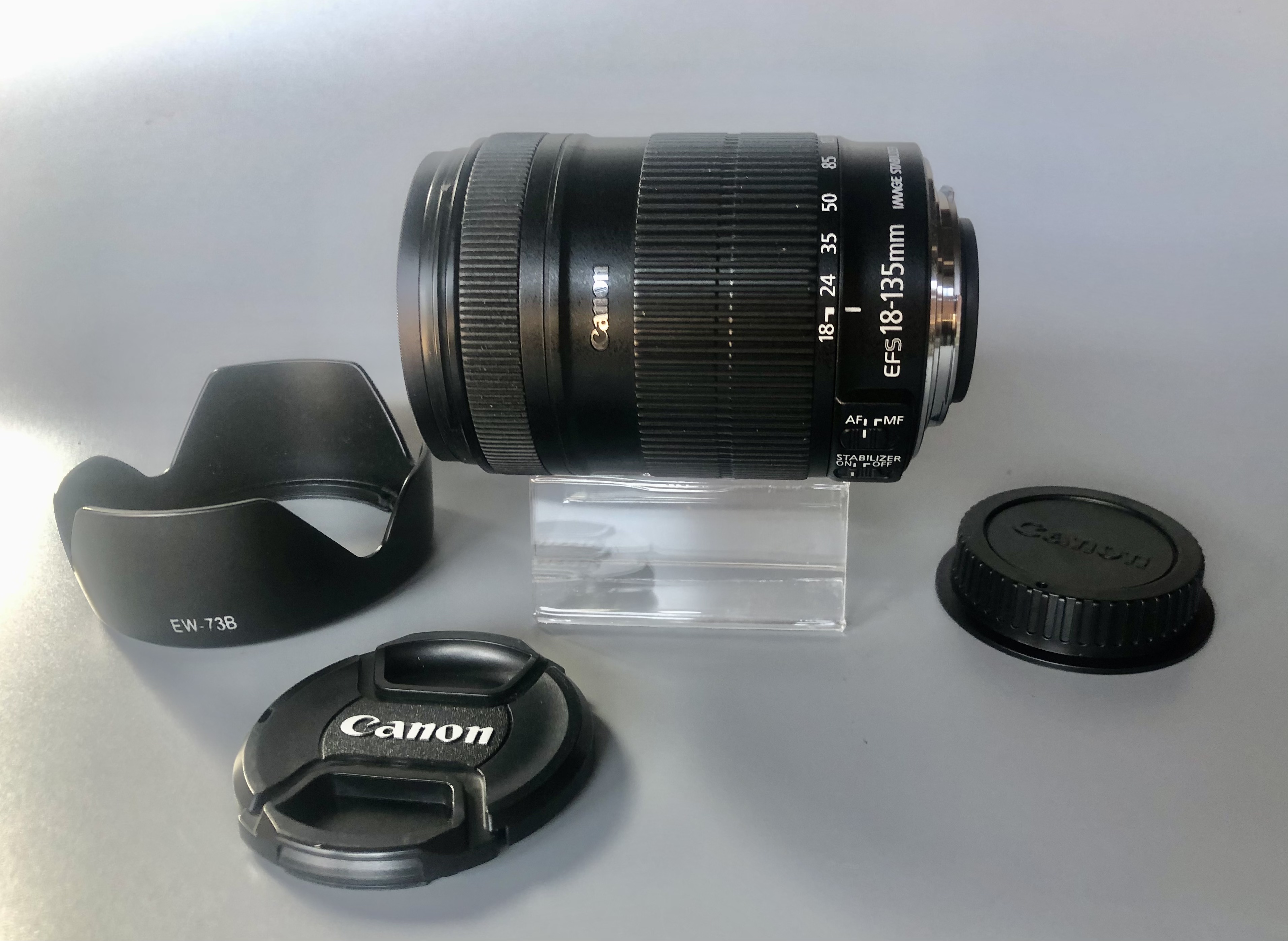 ขายเลนส์ Canon Zoom Ef-S 18-135mm f3.5-5.6 IS