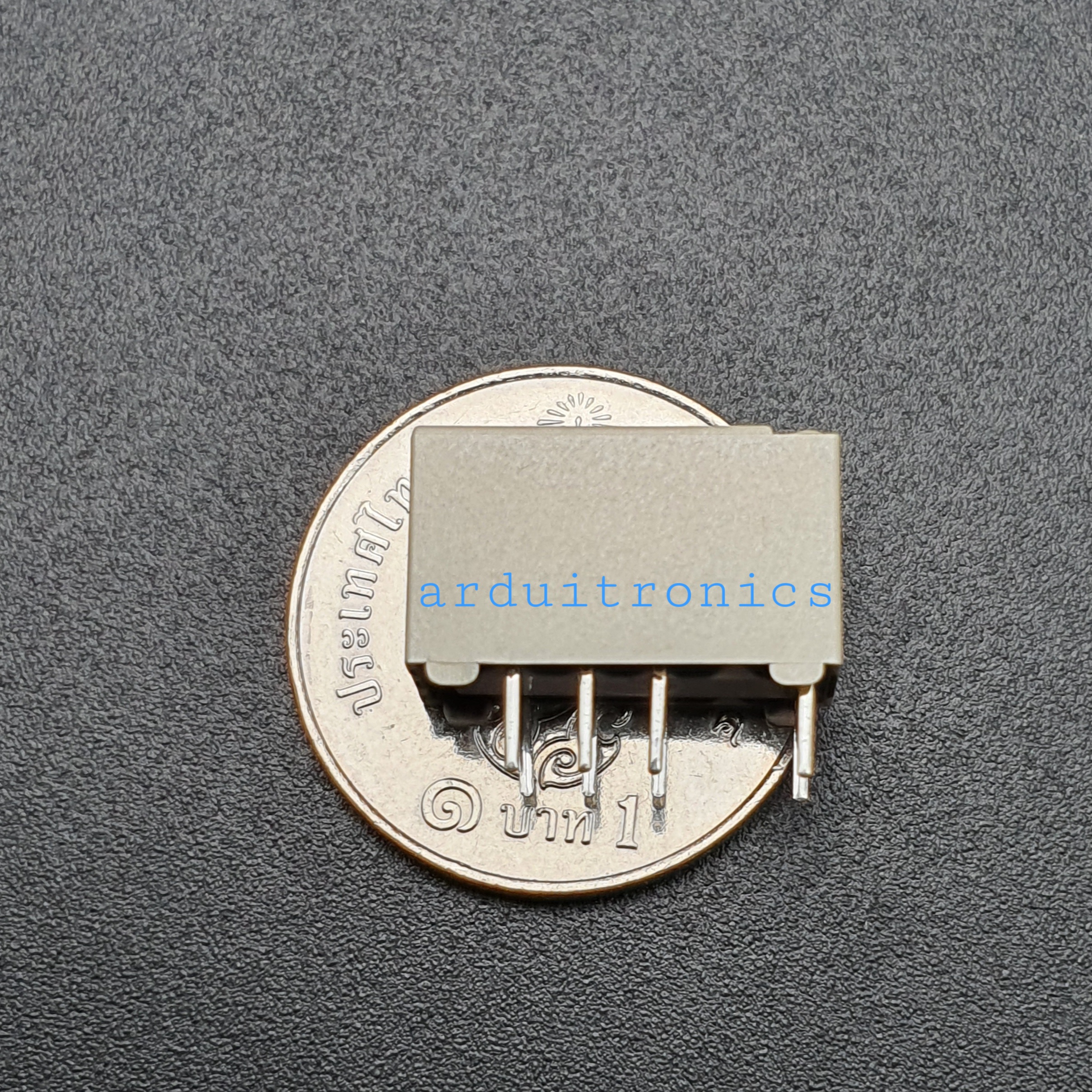 หัวรีเลย์ Relay Omron G6S-2 24VDC