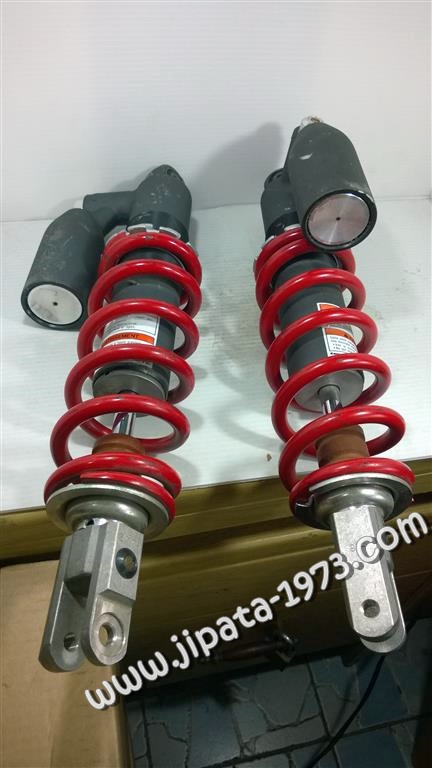 โช้คอัพหลัง Kawasaki D Tracker 250 แท้ (ตำหนิ)