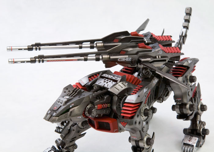 HMM ZOIDS 1/72 EZ-035 Lightning Saix