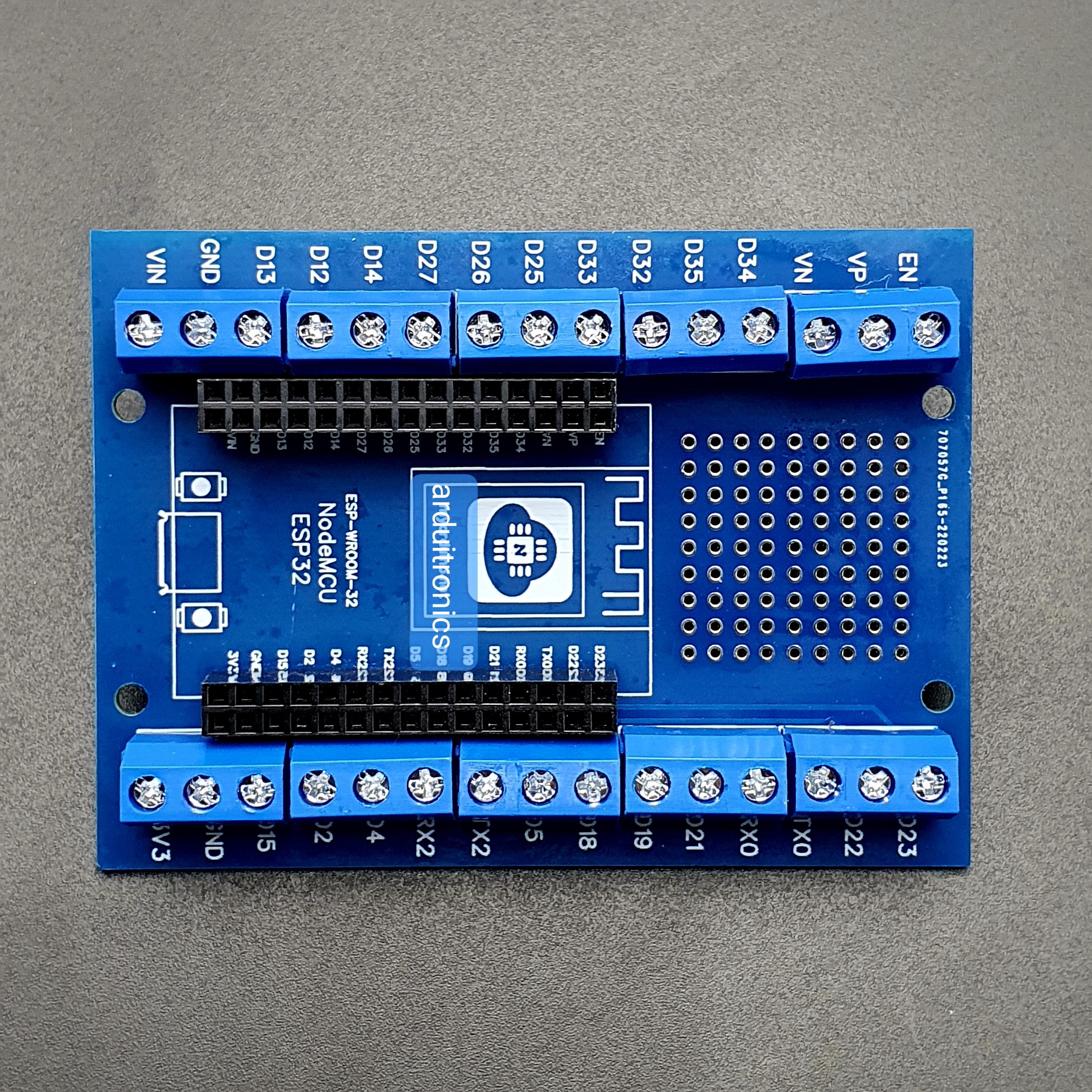 ESP32 NodeMCU Screw Shield แบบ 30 Pin (บัดกรีแล้ว)