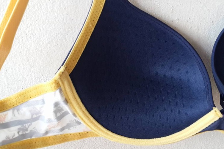 เสื้อชั้นในสตรีวาโก้