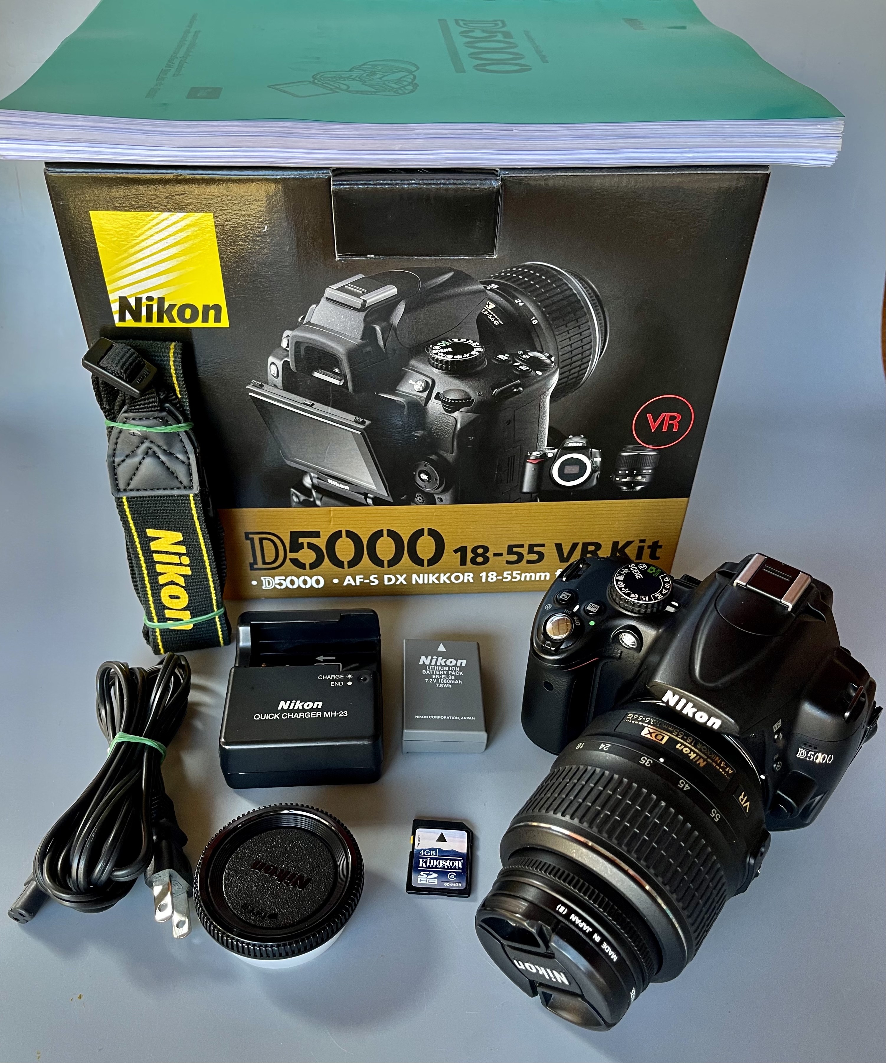 ขายกล้องNikon D5000 มือสองสภาพดีมากพร้อมเลนส์18-55mm