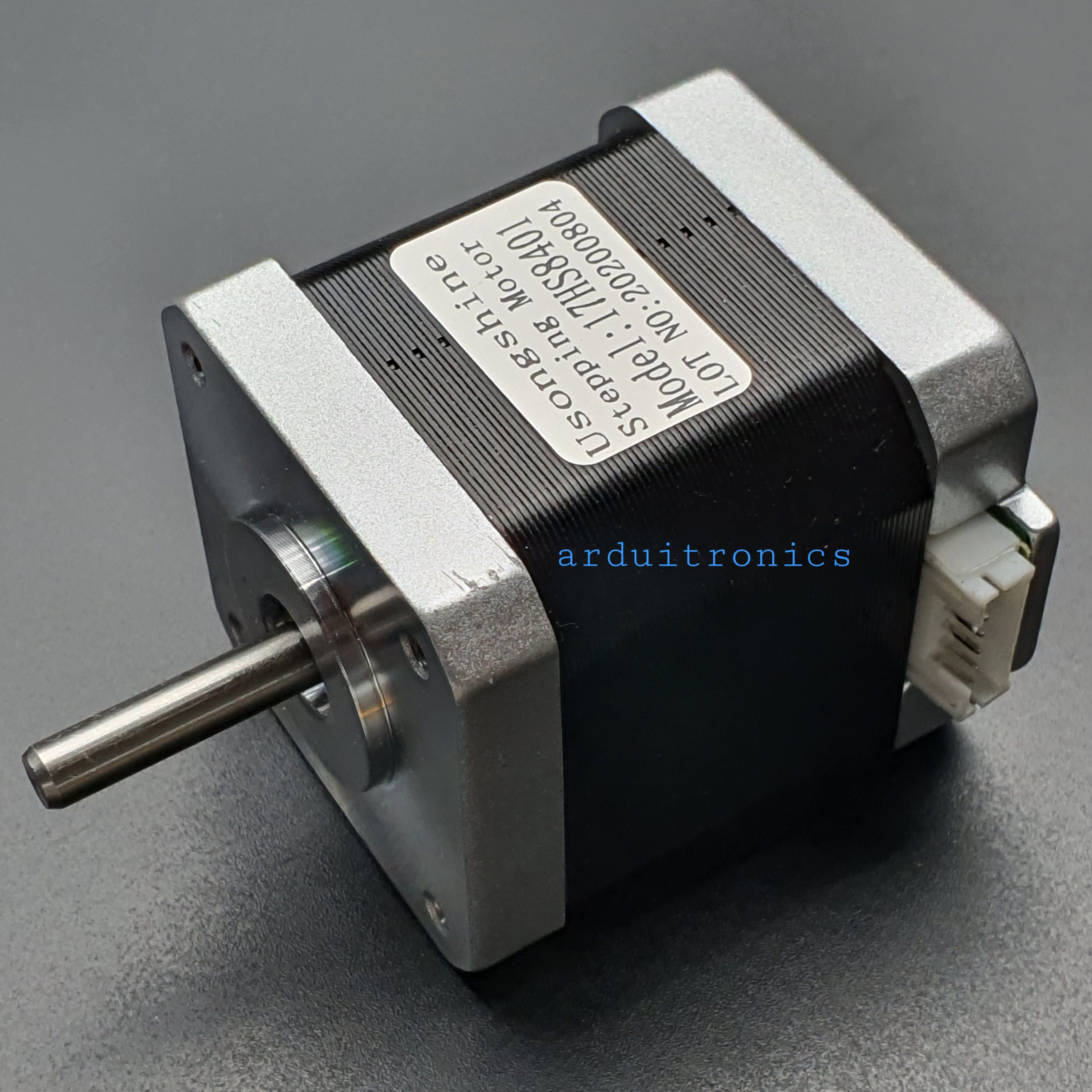 Stepping Motor แรงบิด 0.48 N.m - 1.8A (17HS8401) สีเงิน พร้อมสาย connector