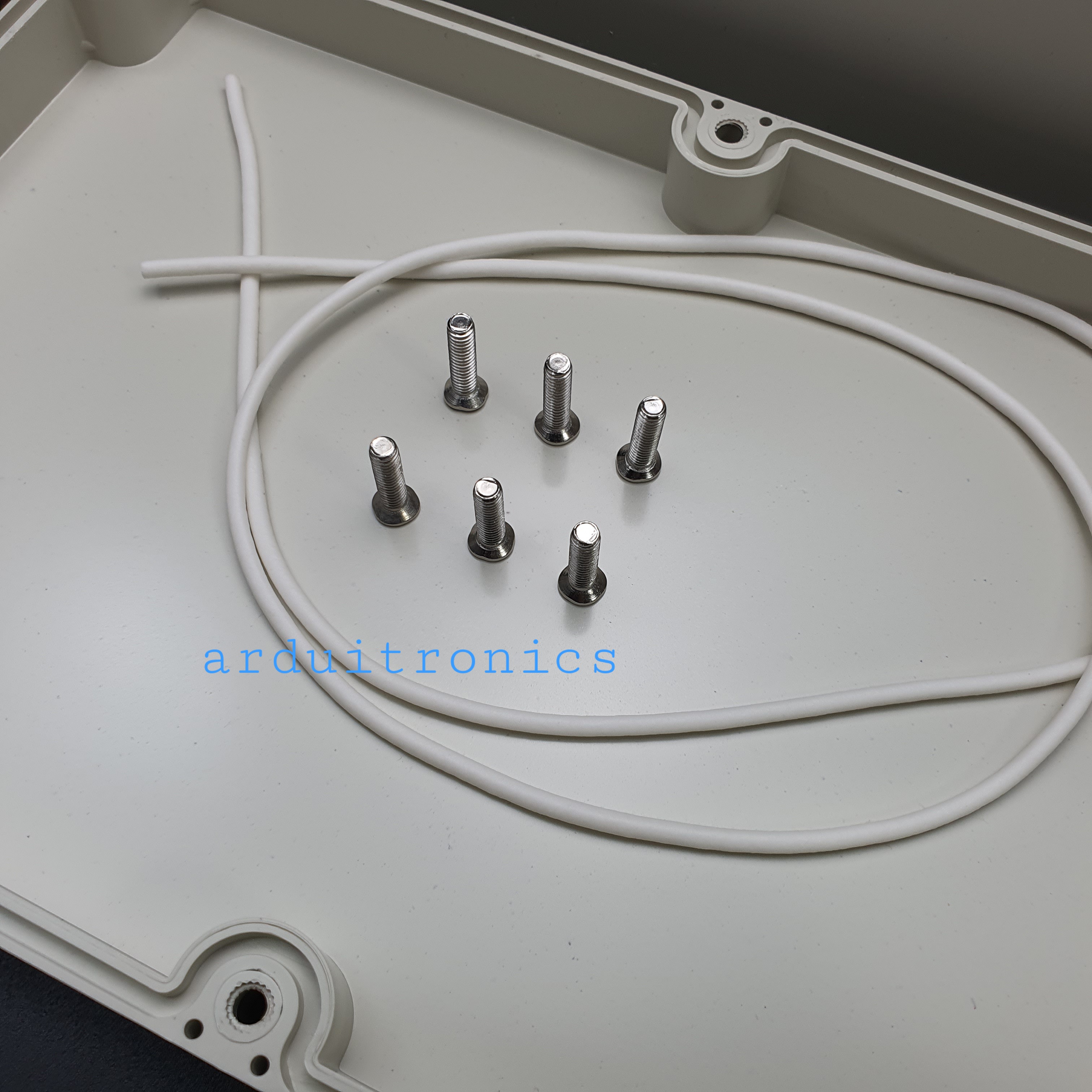กล่องพลาสติกอเนกประสงค์กันน้ำ ใส่อุปกรณ์อิเล็กทรอนิกส์ ขนาด 230x150x85mm