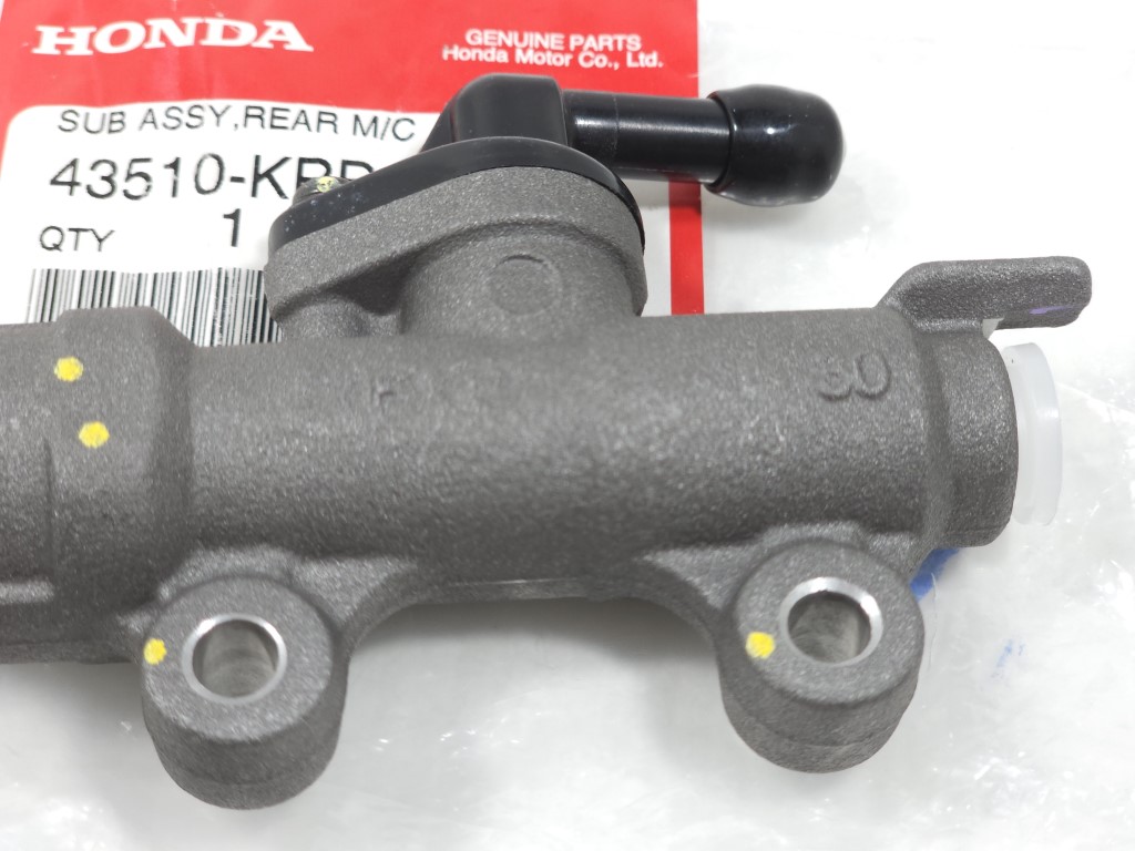 (CBR 150 i) ชุดแม่ปั๊มเบรคหลัง Honda CBR 150 i ปี 2011 แท้