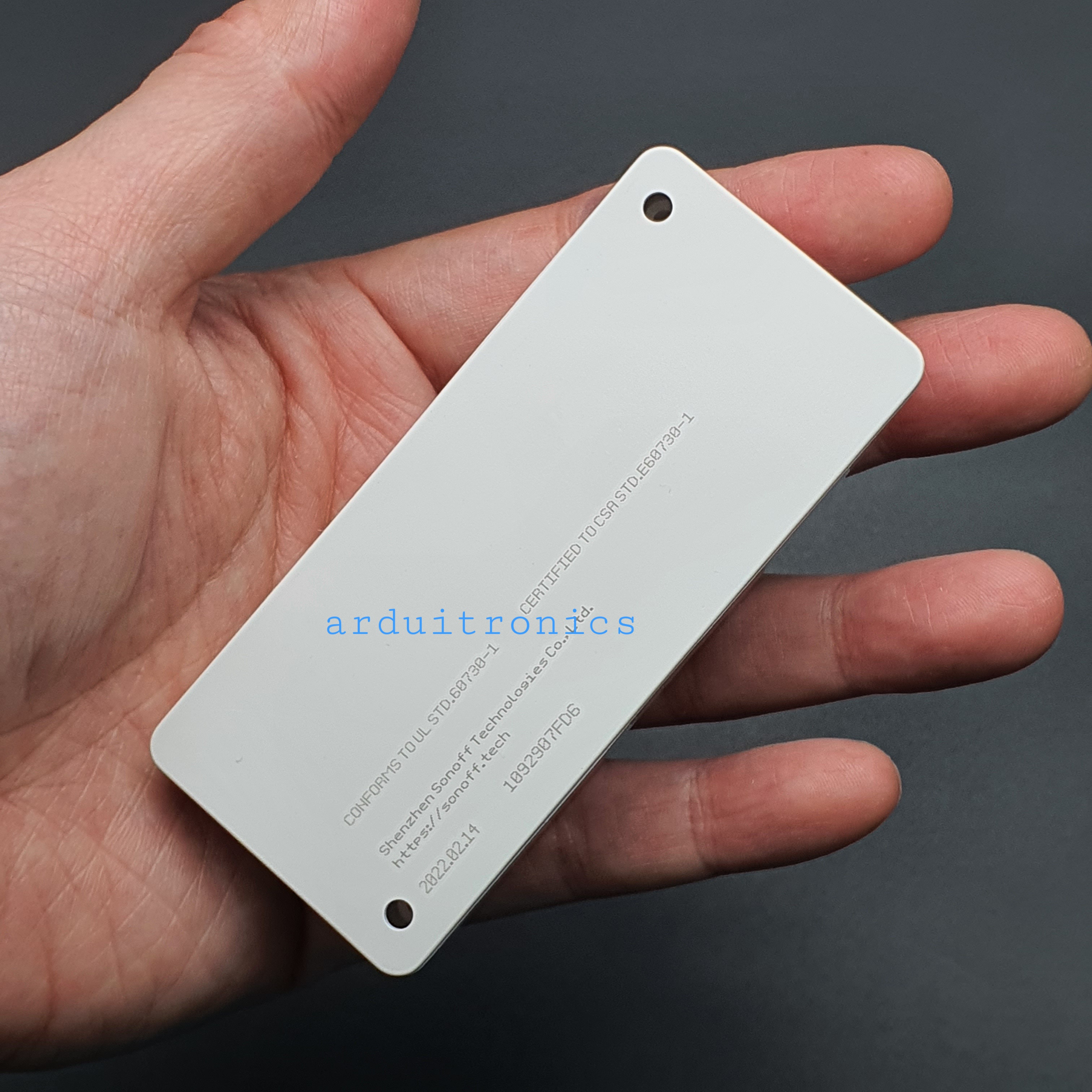 Sonoff BASIC R2 สวิทช์ควบคุมอัจฉริยะ WiFi Switch For Smart Home