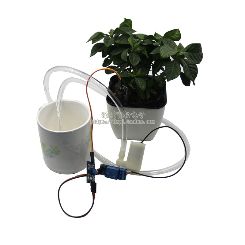 ชุด DIY ปั๊มน้ำอัตโนมัติ (Pump + Soil Moisture Module + Relay + กล่องใส่ถ่าน)