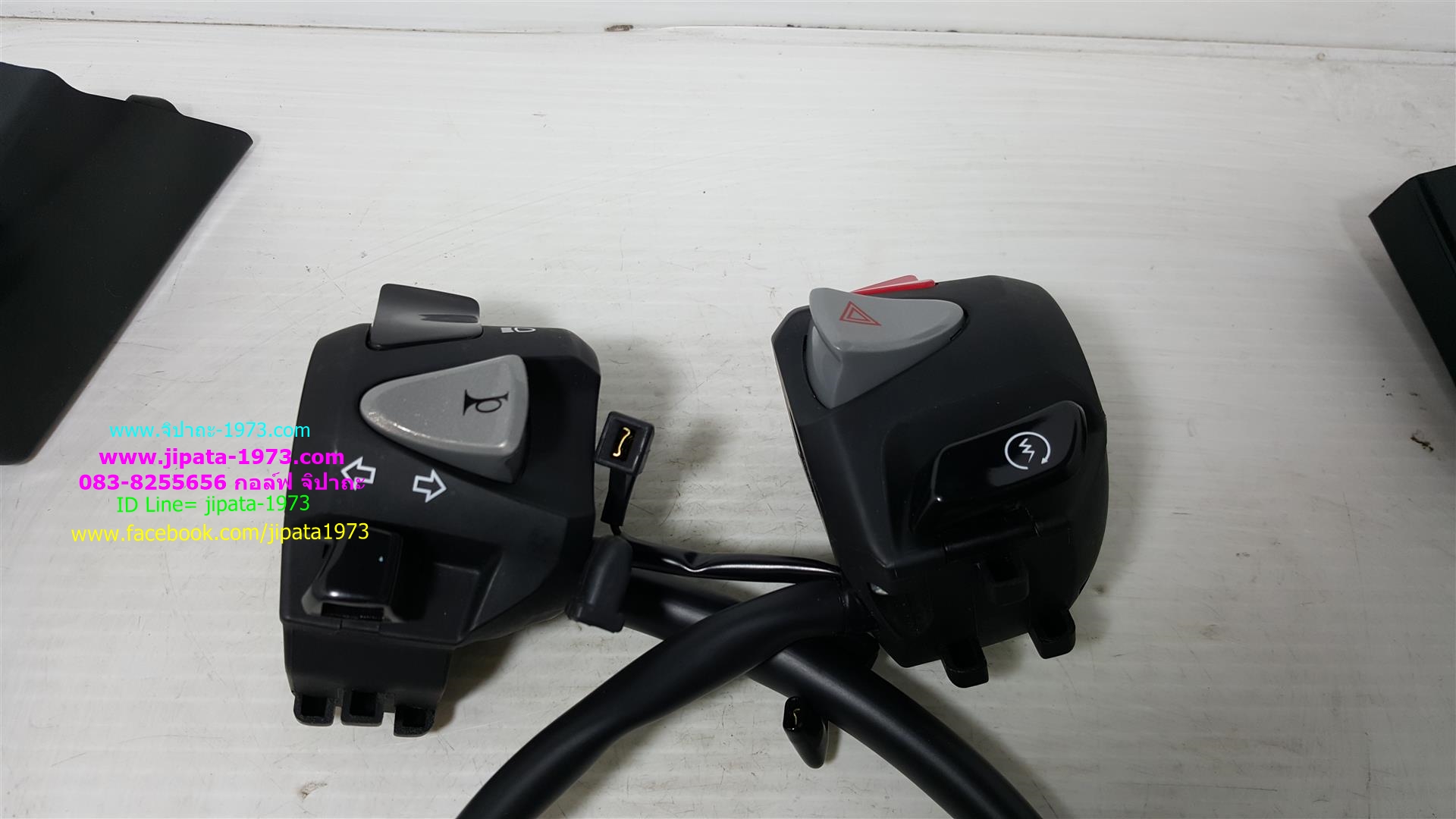 สวิทช์แฮนด์ Honda CB 300F แท้