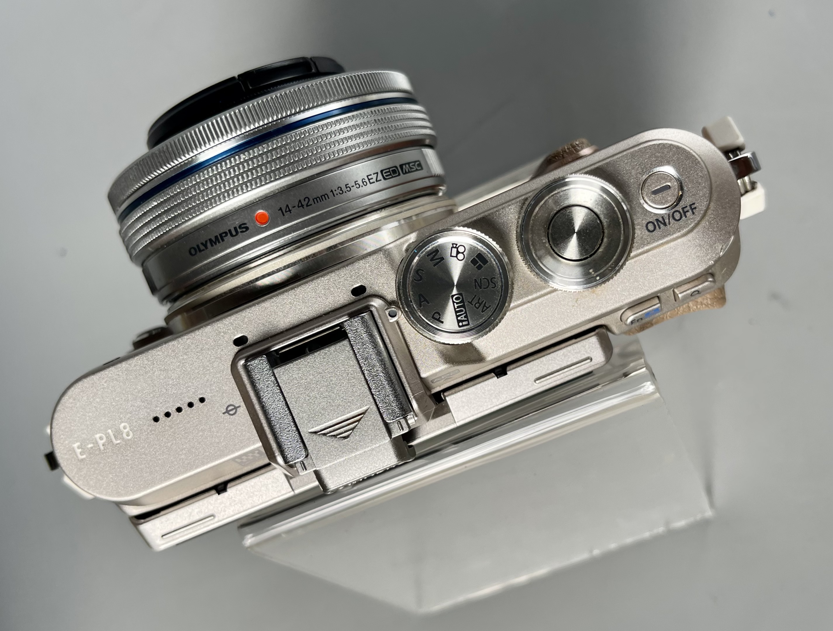 ขาย Olympus EPL8 Lens 14-42 kit (สีน้ำตาล)ชัตเตอร์ 4037 สภาพสวยราคาประหยัด