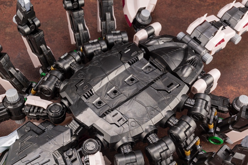 "Pre-Order" HMM Zoids 1/72 EZ-036 Death Stringer ZS