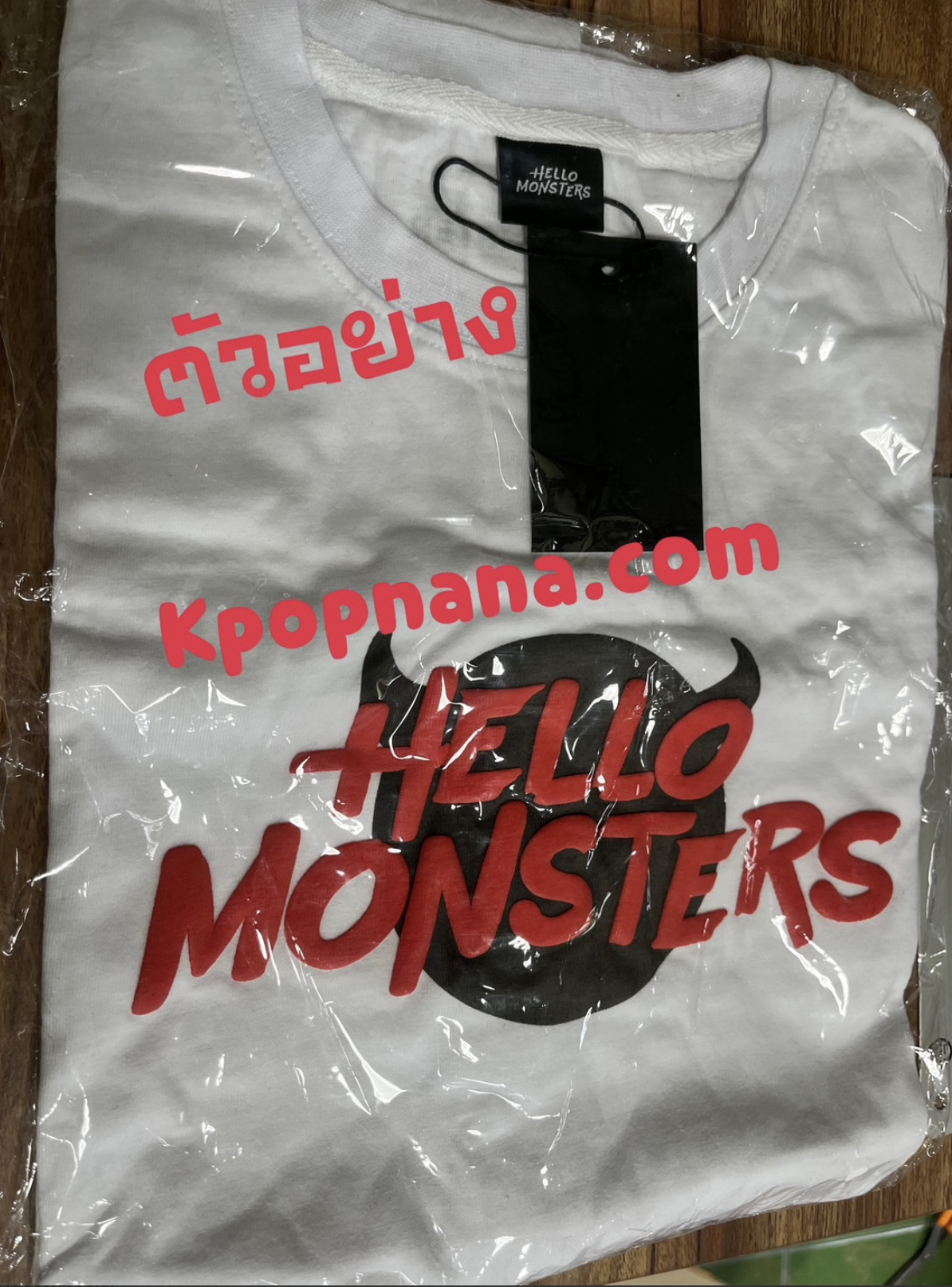 BABYMONSTER -[HELLOMONSTERS]BABYMONSTER T-SHIRT สีขาว WHITE ระบุ size ที่ต้องการ