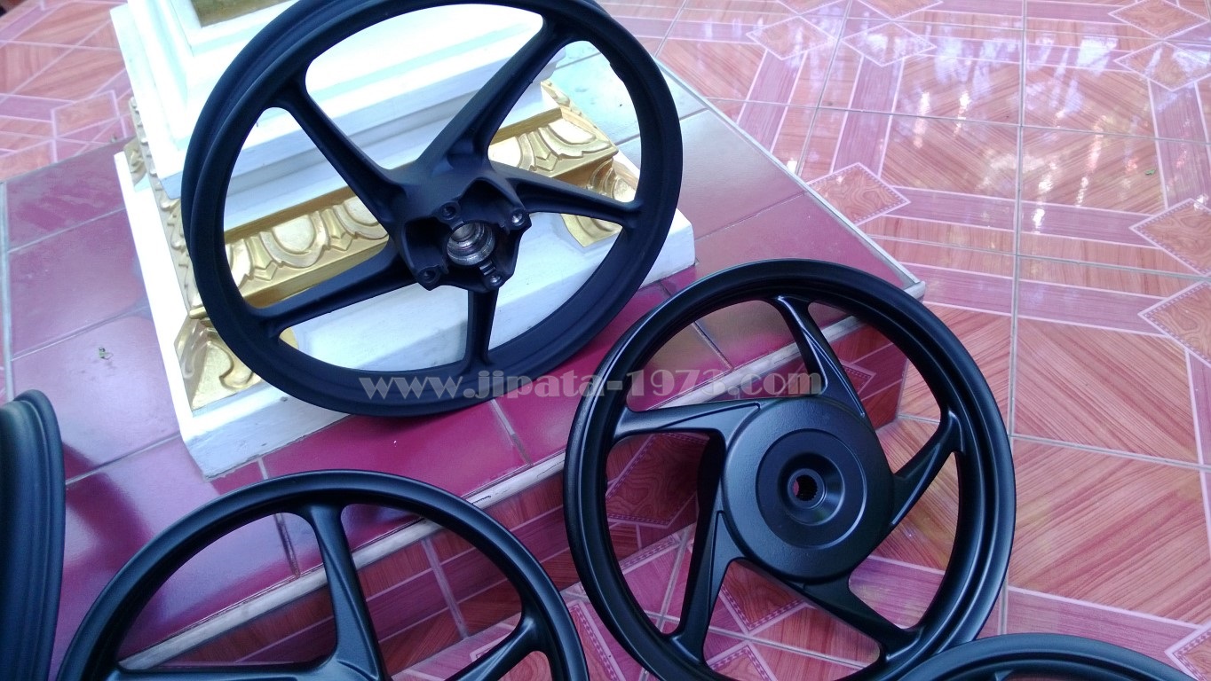 ล้อแม็ก Honda Click,Scoopy i แท้