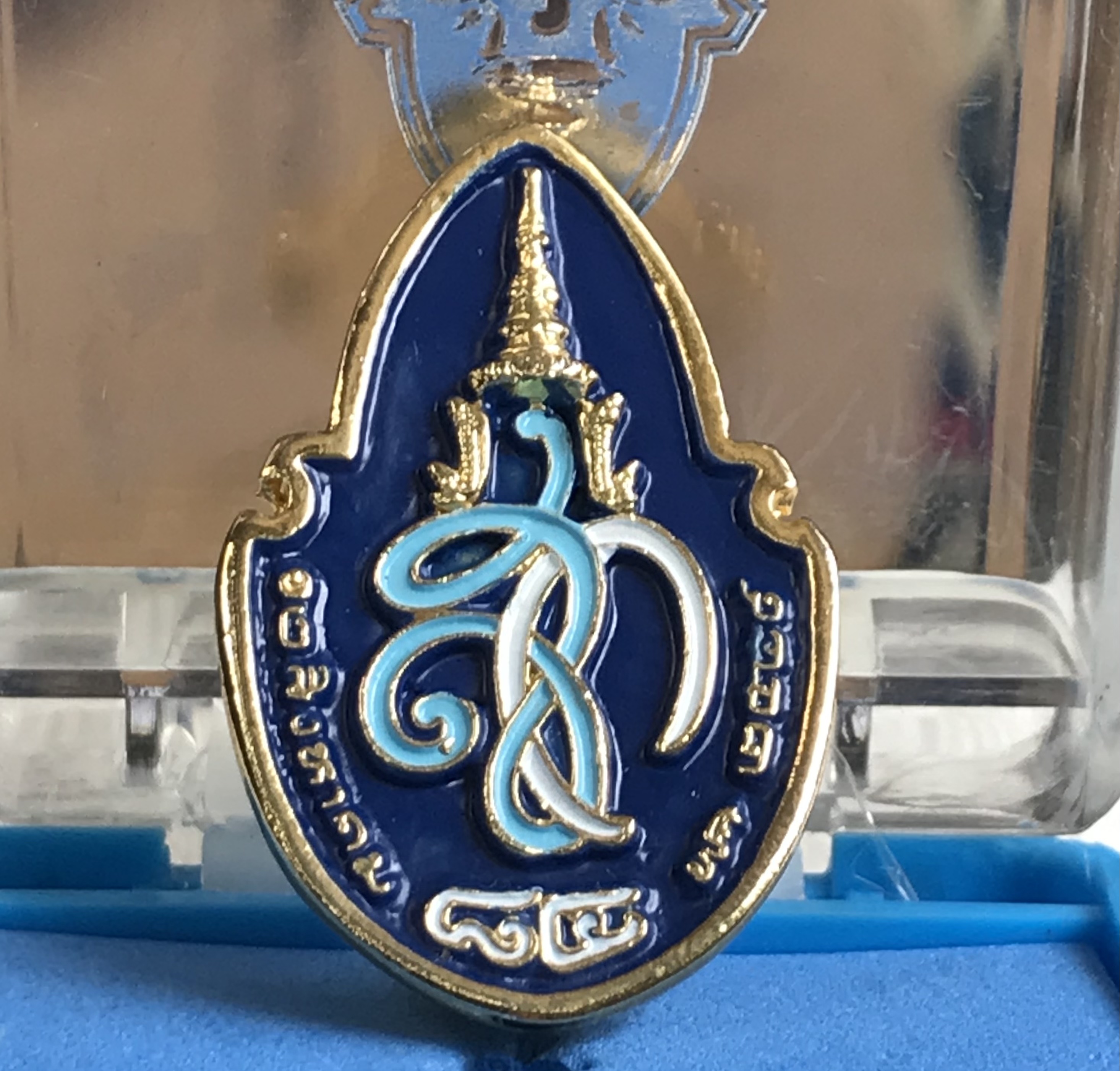 ของสะสม เข็มกลัดลงยา เข็มกลัด สก. 84 พรรษา 12 สิงหาคม 2559 ราชินีในรัชกาลที่ 9