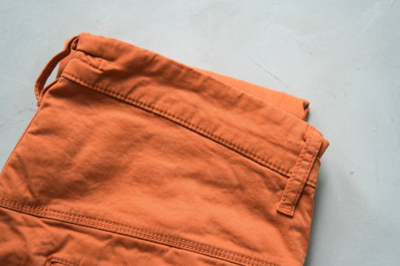 [DEFECT] Khaki Slim Org. Warm Orange กางเกงผ้า Canvas ทรงเข้ารูป Nudie ของแท้ 100%