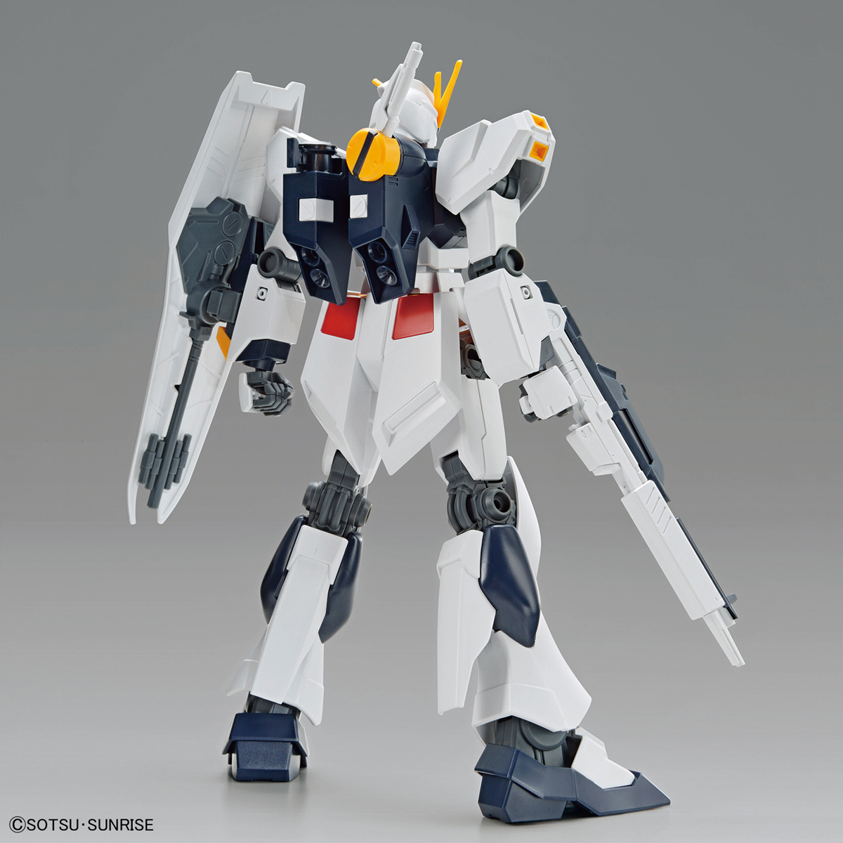 Entry Grade 1/144 Nu Gundam
