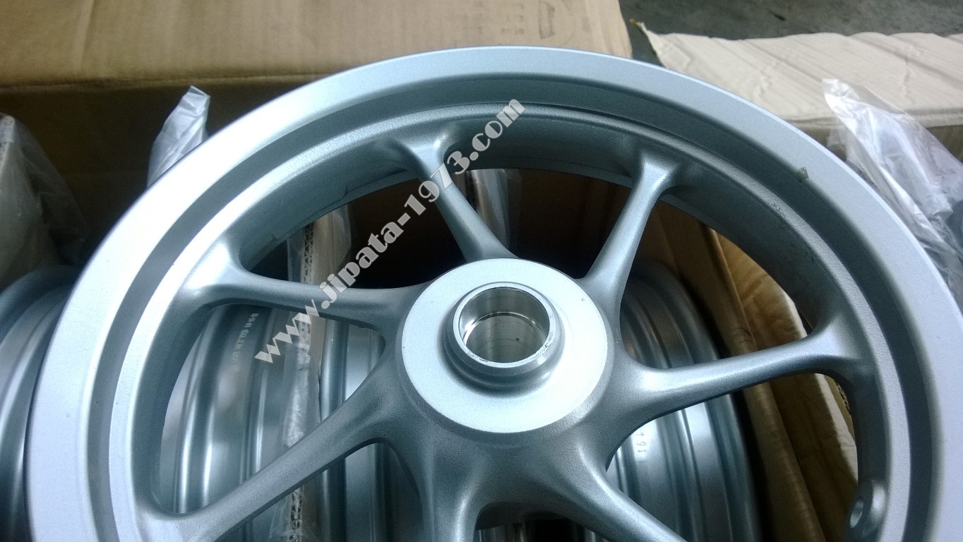 (Scoopy i) ชุดวงล้อแม็ก หน้า - หลัง Honda Scoopy i S12,Zoomer X แท้