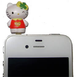 Plugy Hello Kitty Lucky Clover Green ที่อุดรูหูฟัง เพิ่มความน่ารักให้โทรศัพท์ไหมค๊า