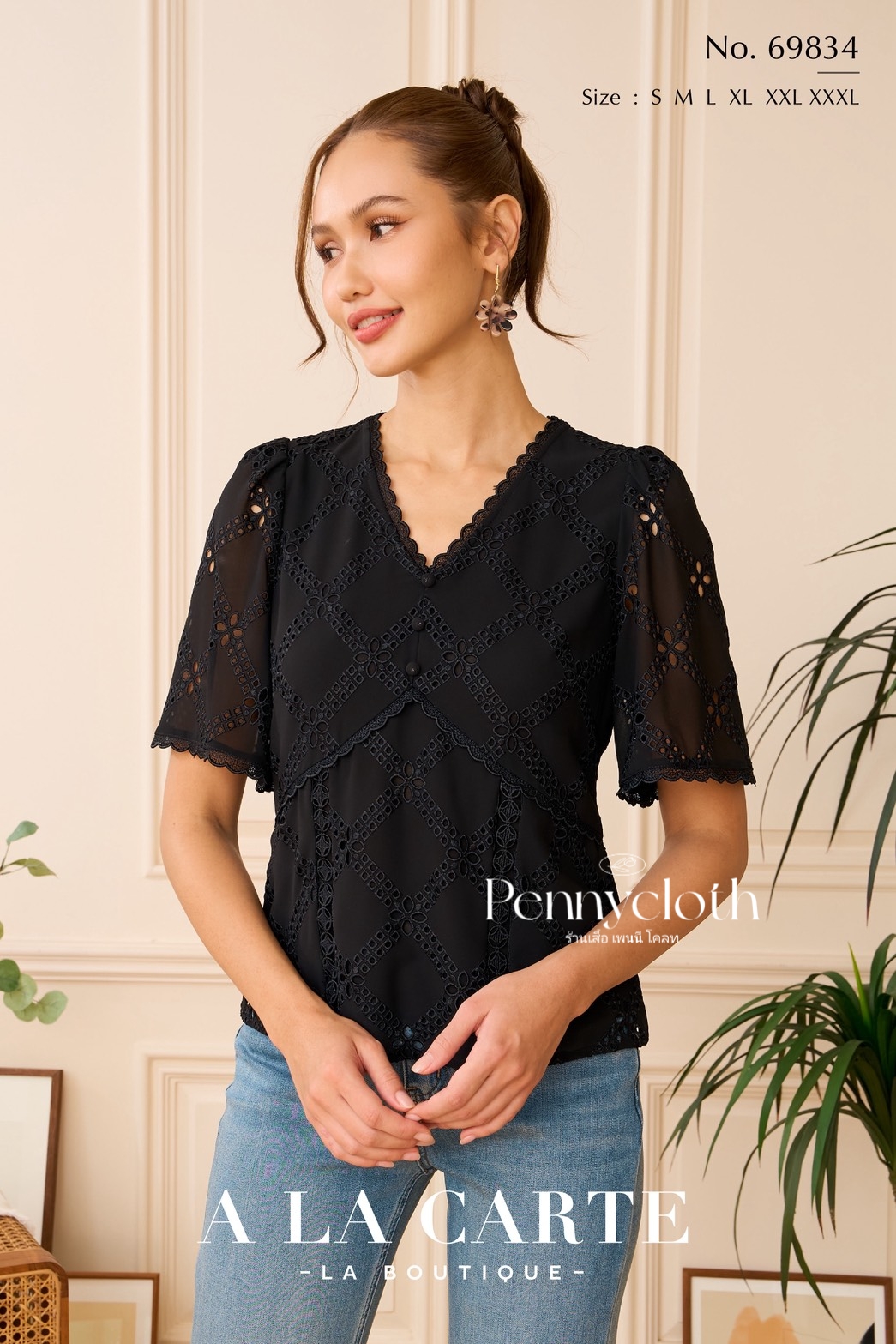 A La Carte รหัส 69834 เสื้อลูกไม้ชีฟอง งานปัก คอวี แขนสั้นแฟร์ สีดำ สีขาว สีโอวัลติน สีส้ม ( ขนาดเอวน้อยกว่าอก 2")