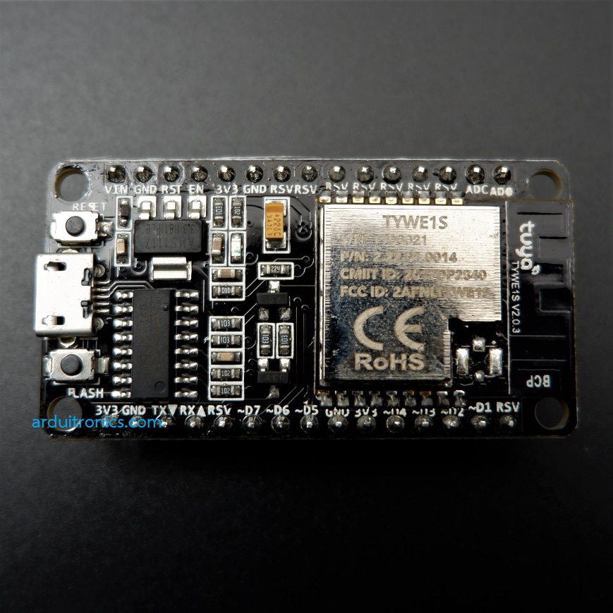 NodeMCU Version 3 (ชิป TYWE1S ที่มีทั้ง on-board antenna และ ช่องสำหรับเสริม antenna เพิ่มเอง)