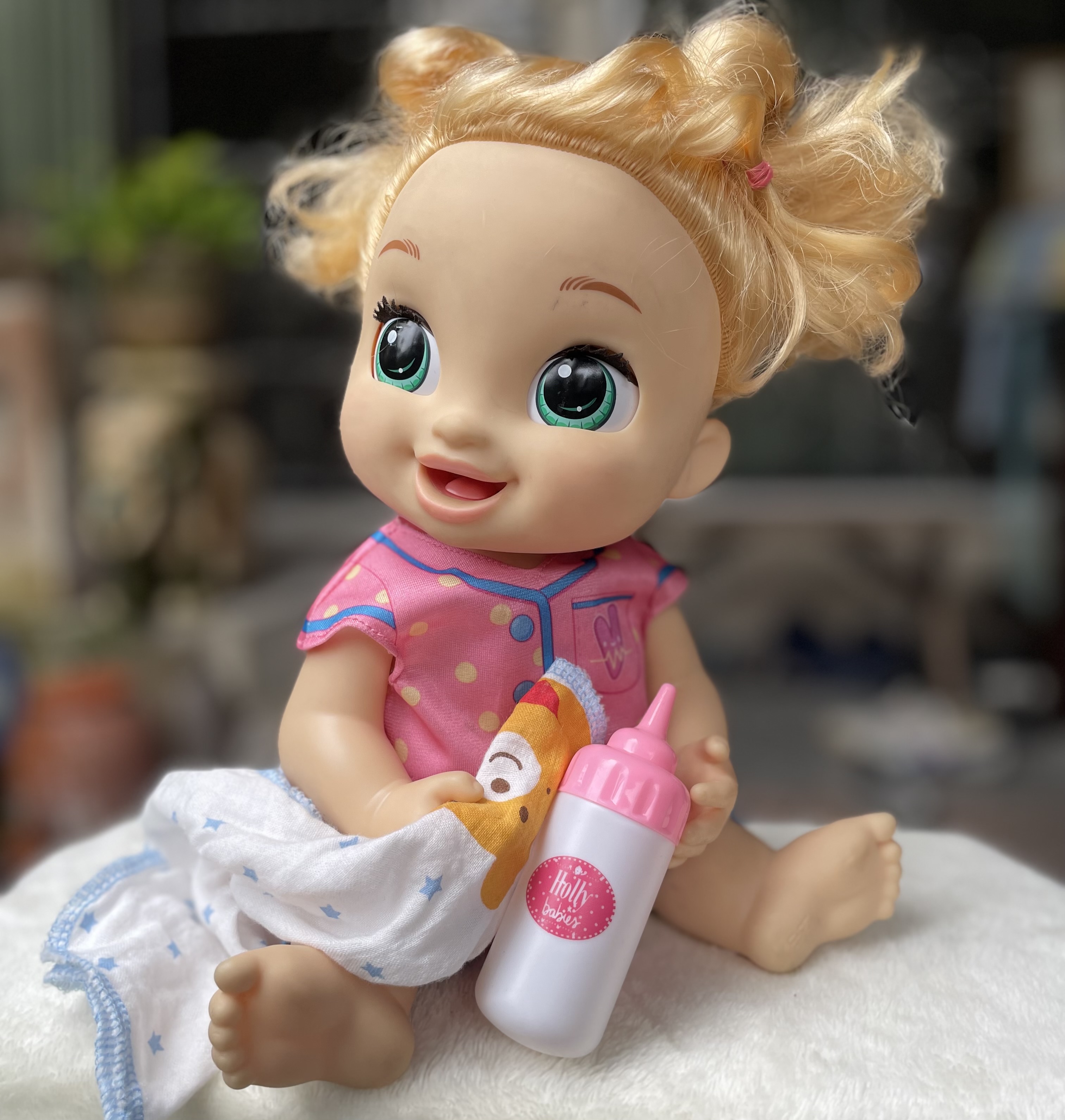 ตุ๊กตาเบบี้อไลฟ์ 12 นิ้ว Baby Alive ตุ๊กตาดูดนมได้ พูดได้ ลืมตา หลับตา แขนขาขยับได้