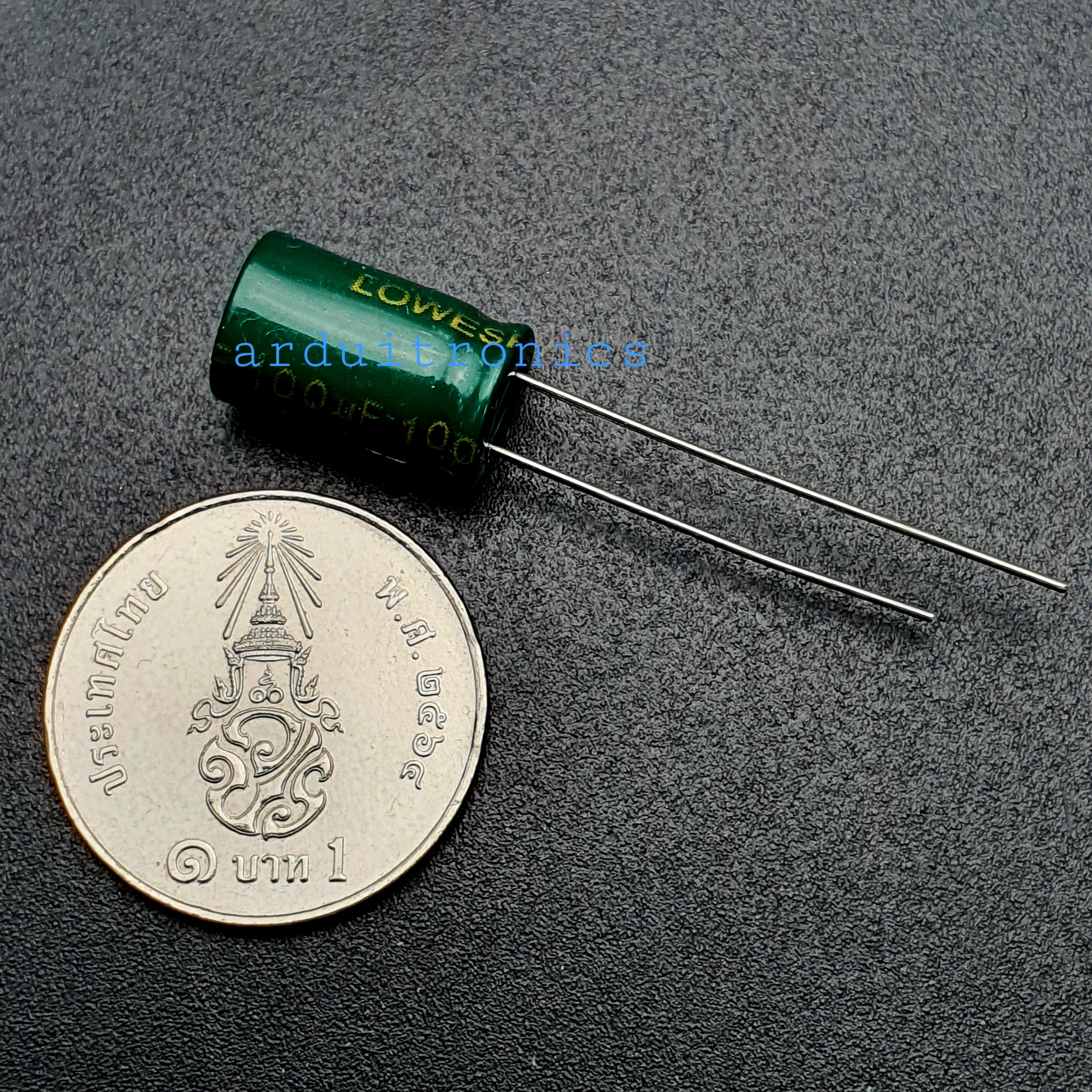 ตัวเก็บประจุ ตัวเก็บประจุแบบมีขั้ว Capacitor 100uF 50V (1 ตัว)