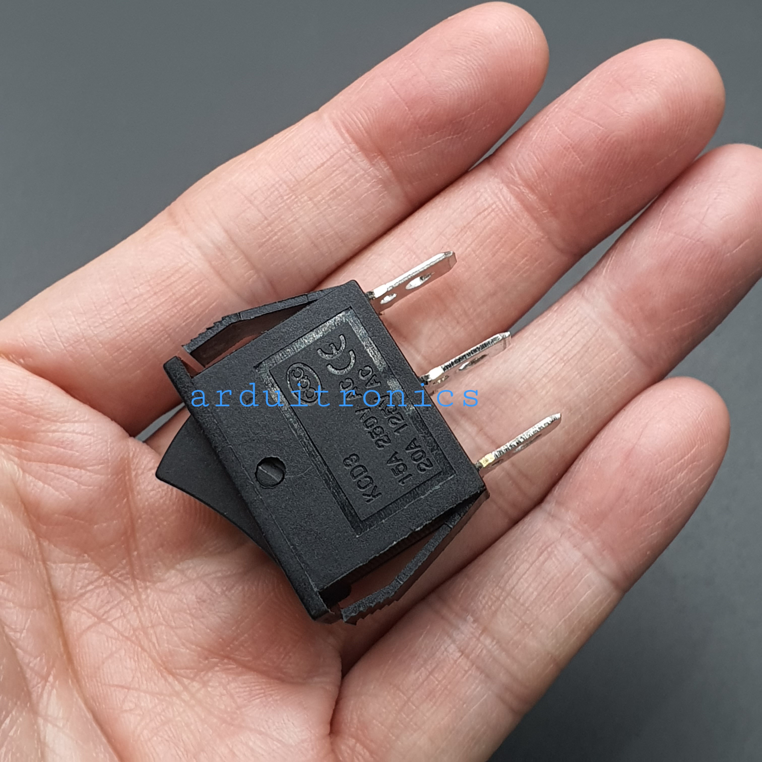 สวิตช์ไฟเปิด/ปิด KCD3-101N 15A 250VAC (3 ขา สีดำ)