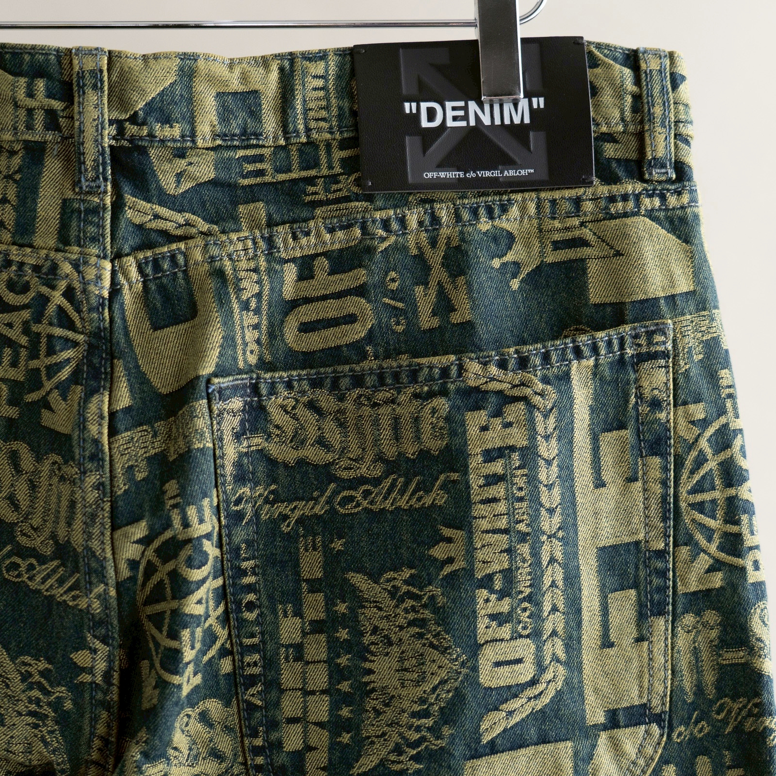 Off-White Multilogo Jacquard Relax Jeans – Green