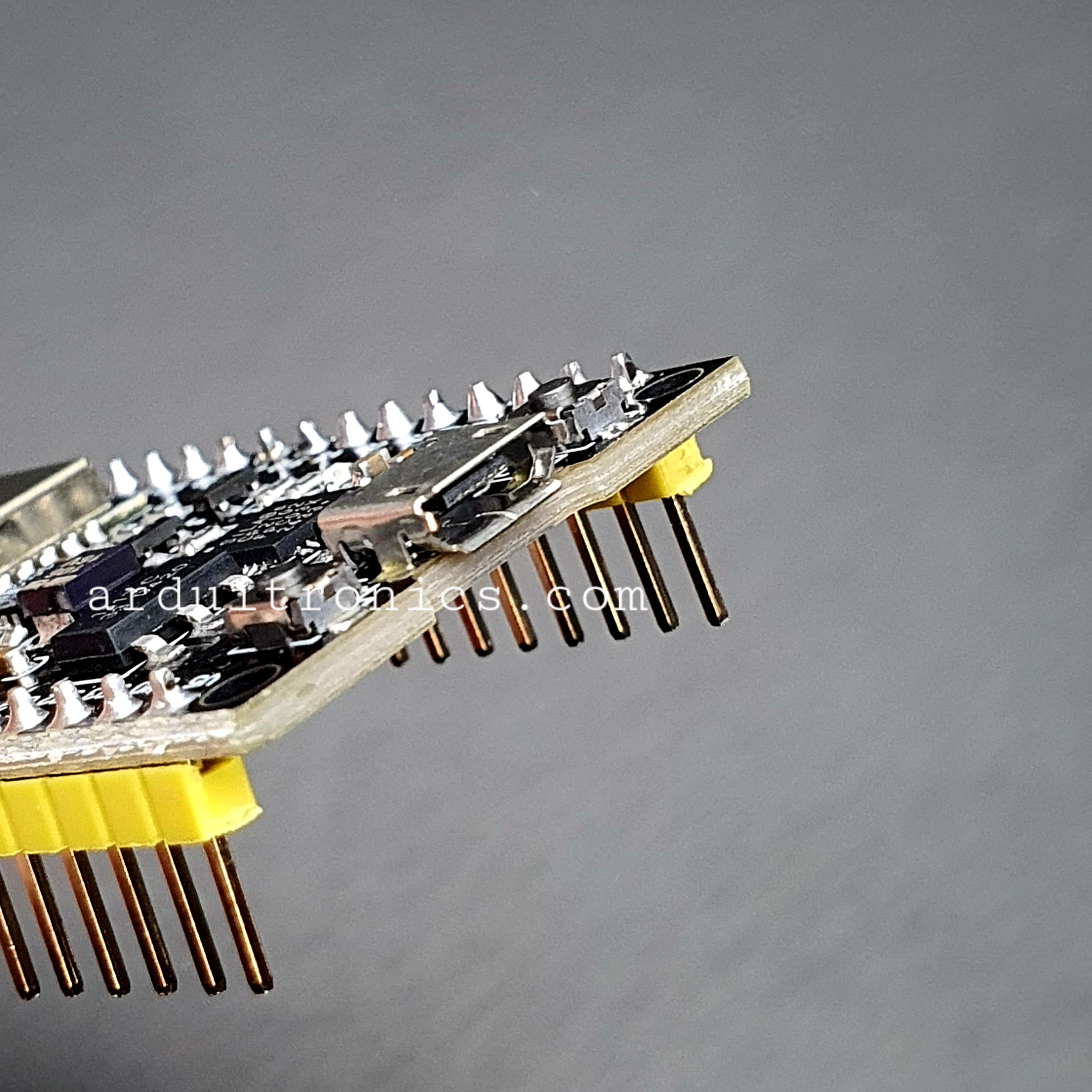 บอร์ด ESP32 NodeMCU ESP32 DEVKIT Wi-Fi and Bluetooth (CP2102) 38 pin