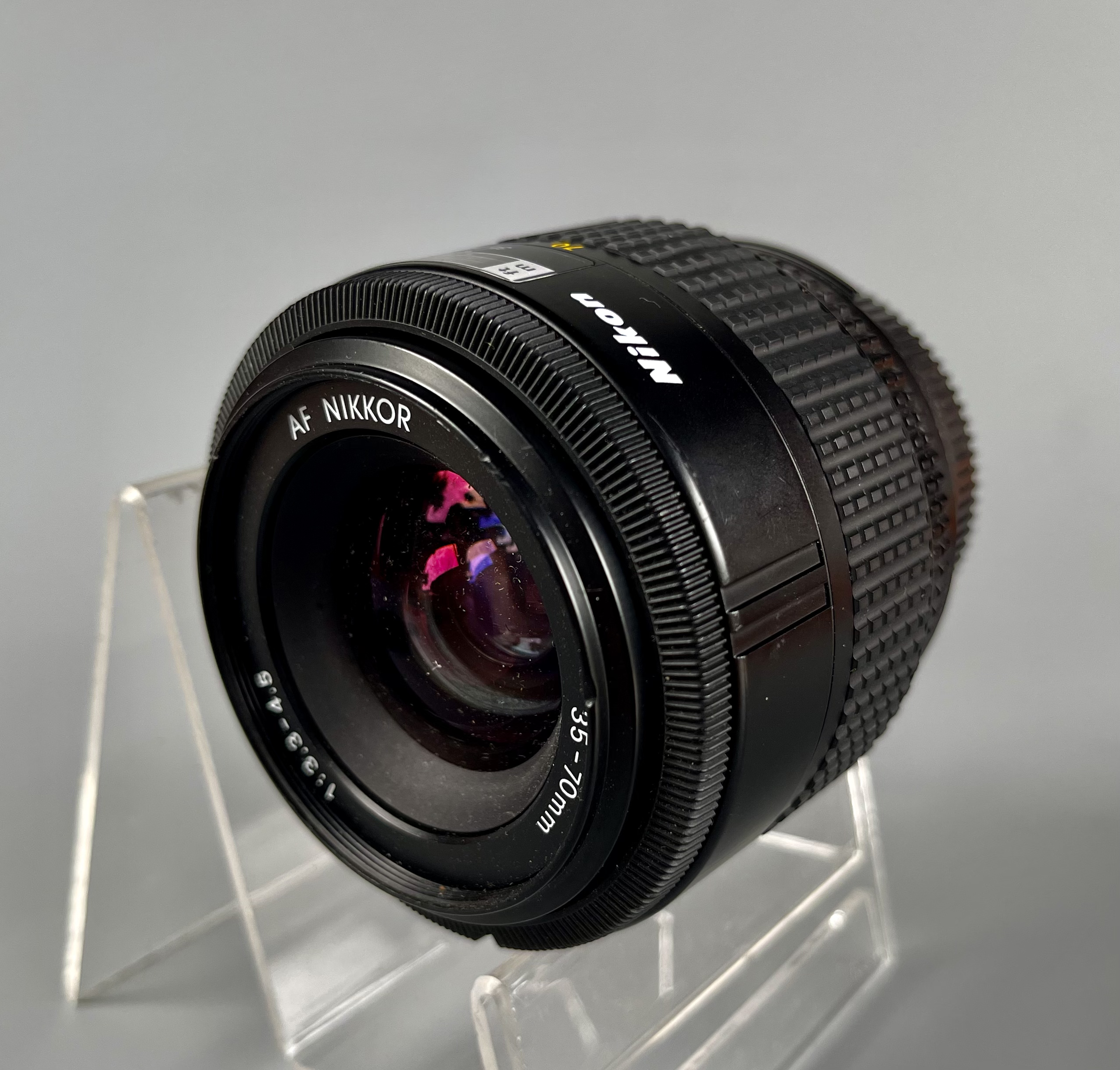 ขายเลนส์ AF NIKKOR 35-70MM.F3.3-4.5 MACRO